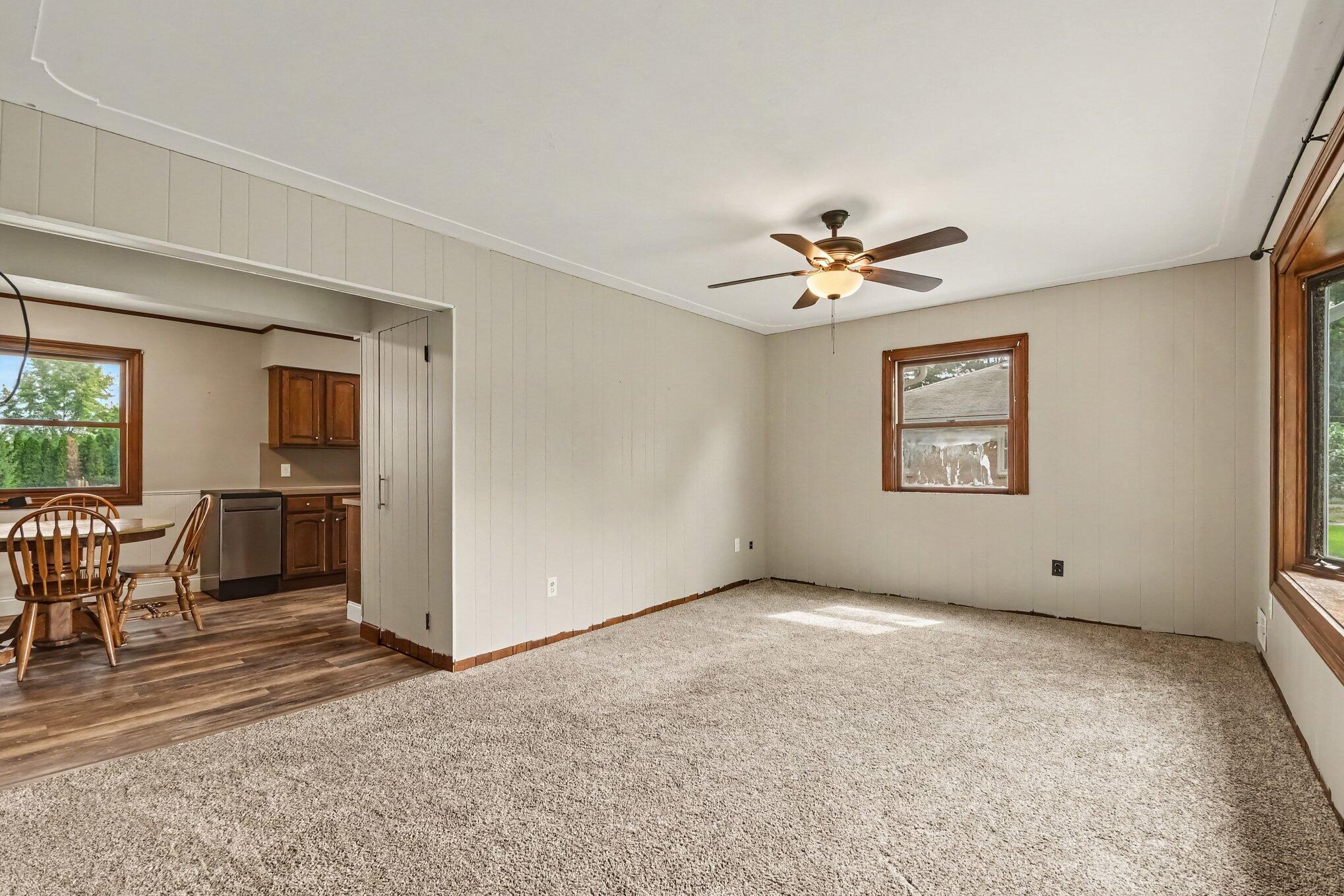 2146 Engleside Drive Se Property Photo 7