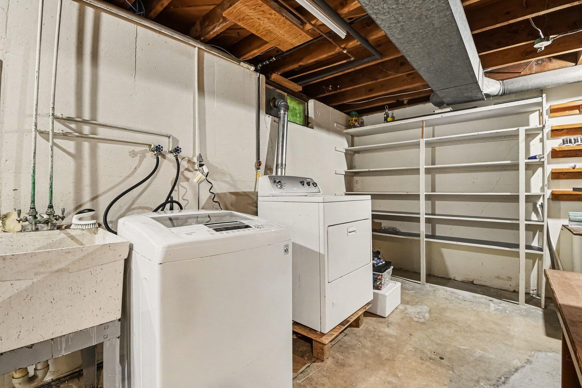 2146 Engleside Drive Se Property Photo 27