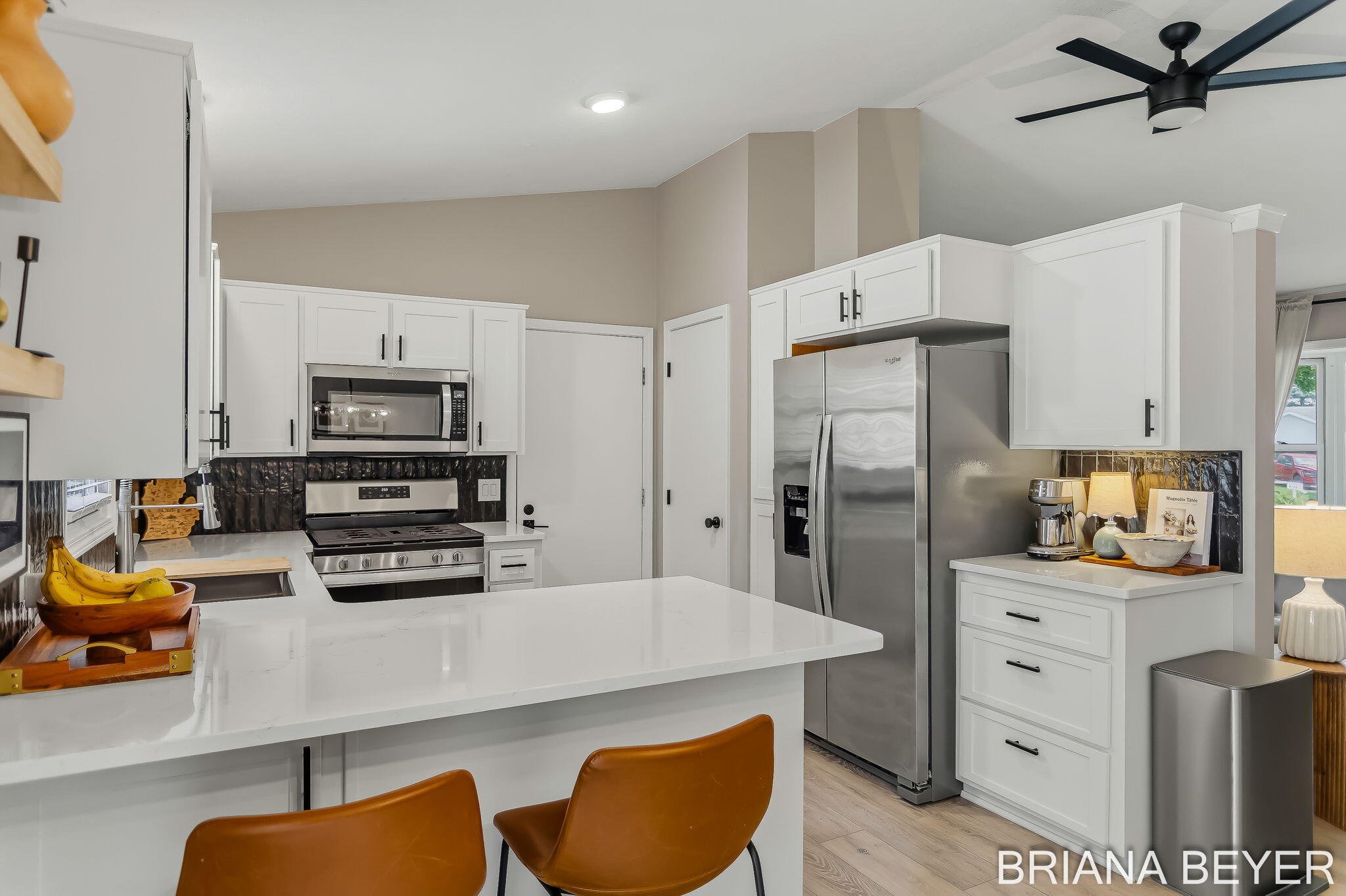 4143 Dennis Court Property Photo 6