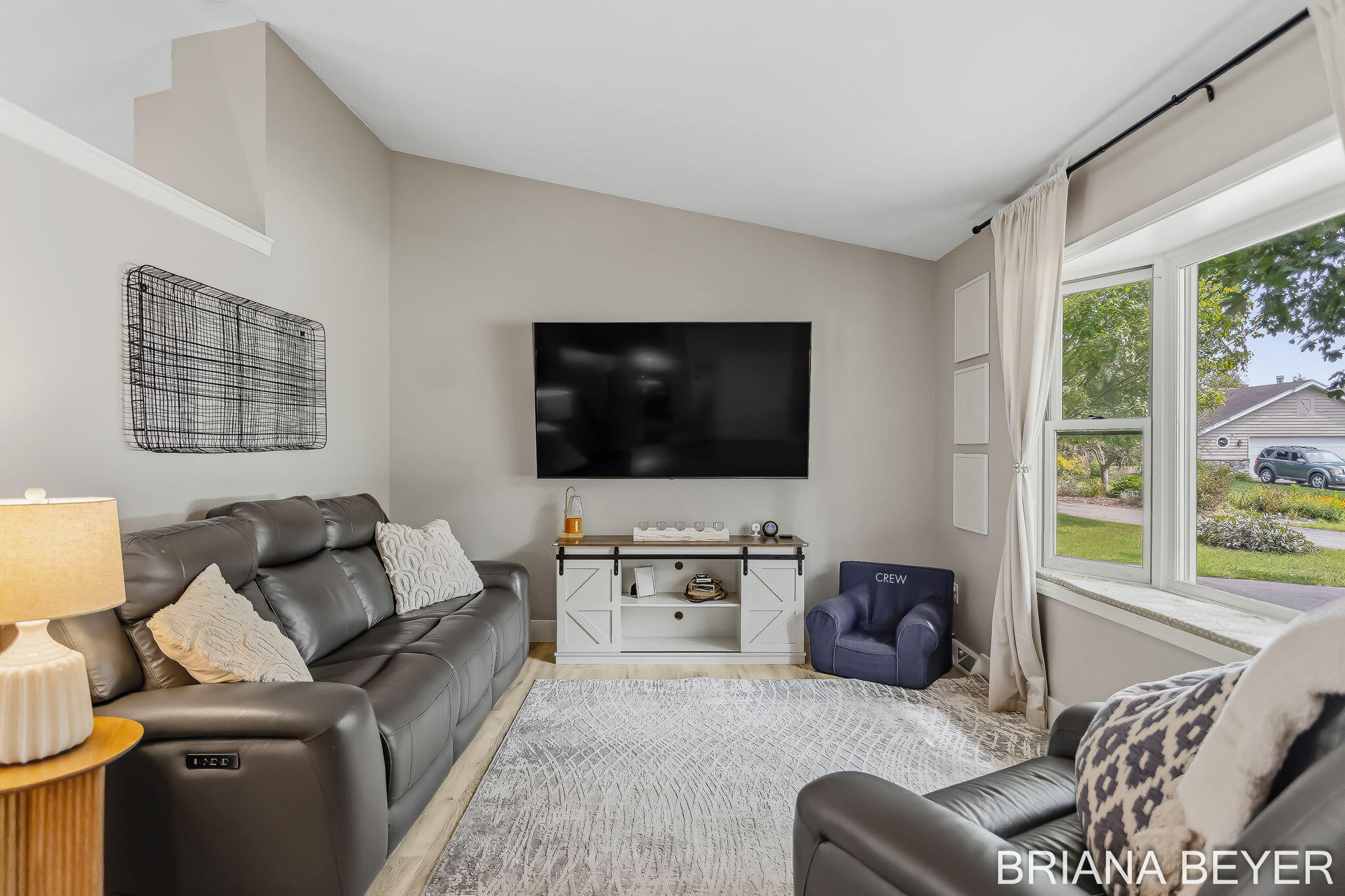 4143 Dennis Court Property Photo 15