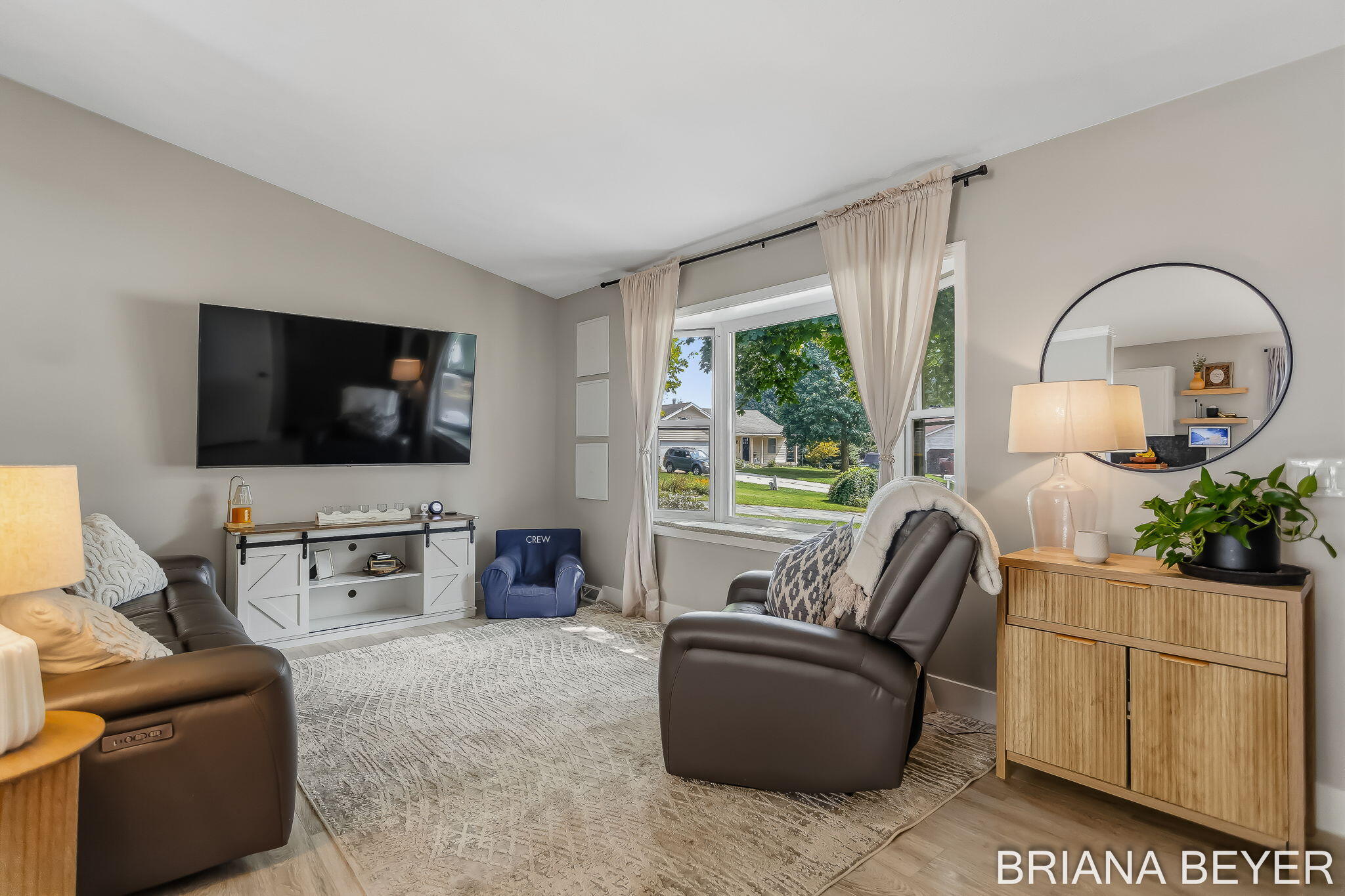 4143 Dennis Court Property Photo 16
