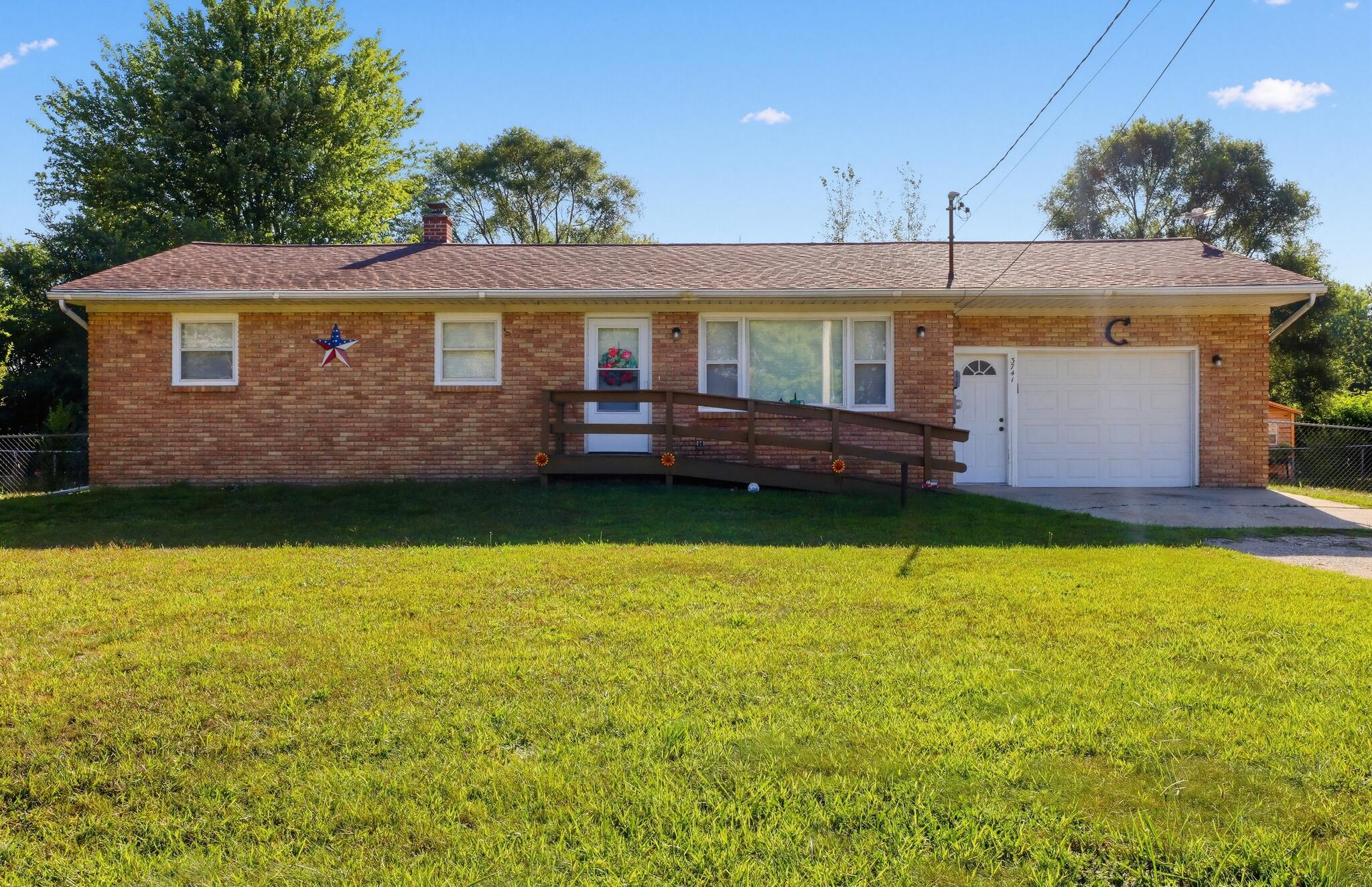 3741 S Shepherd Road Property Photo 1