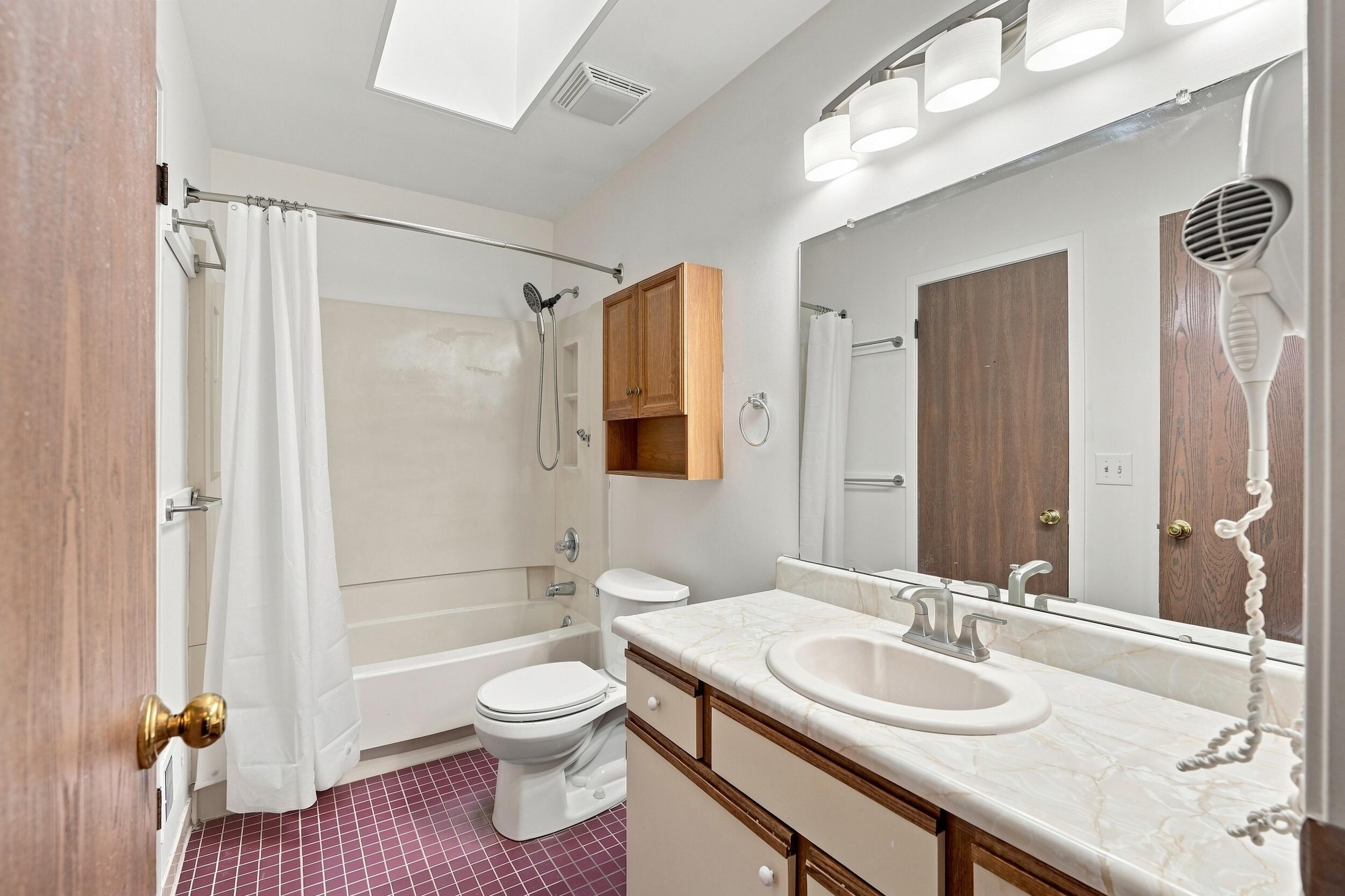 2071 Vine Way Drive 82 Property Photo 14