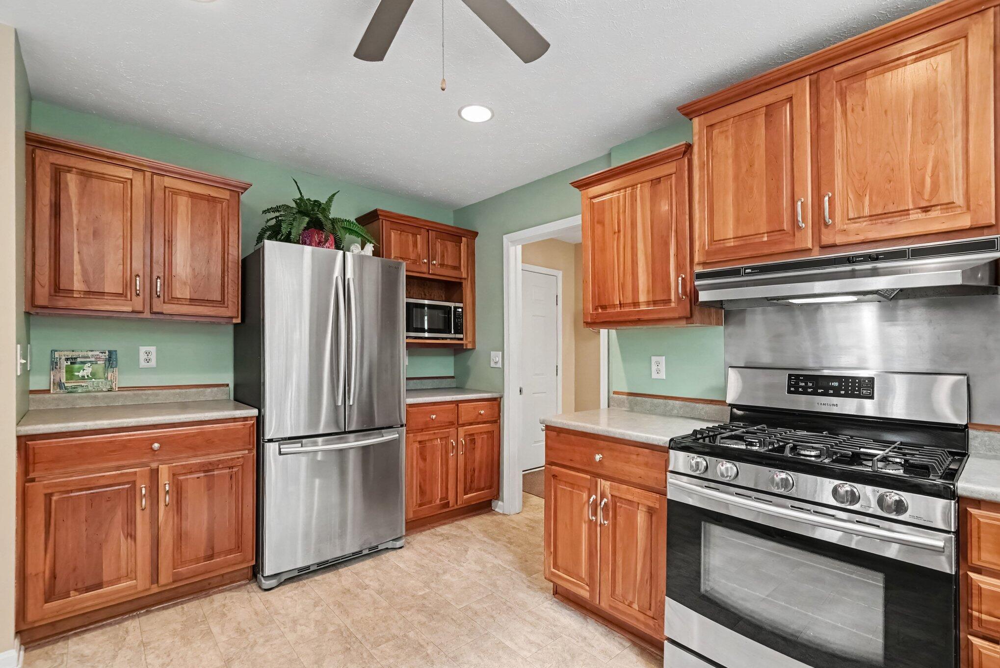776 North Shore Drive Property Photo 14