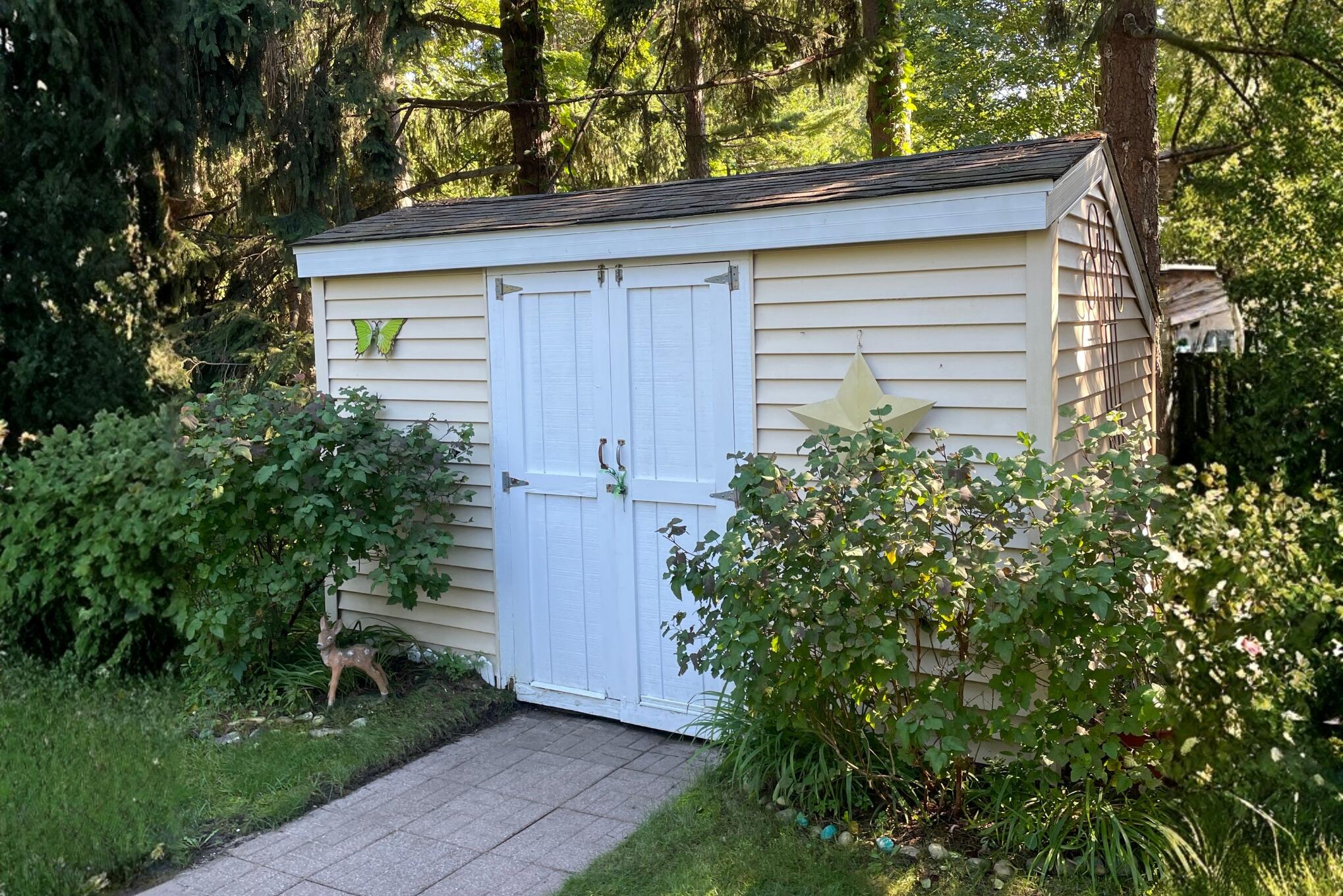 776 North Shore Drive Property Photo 33