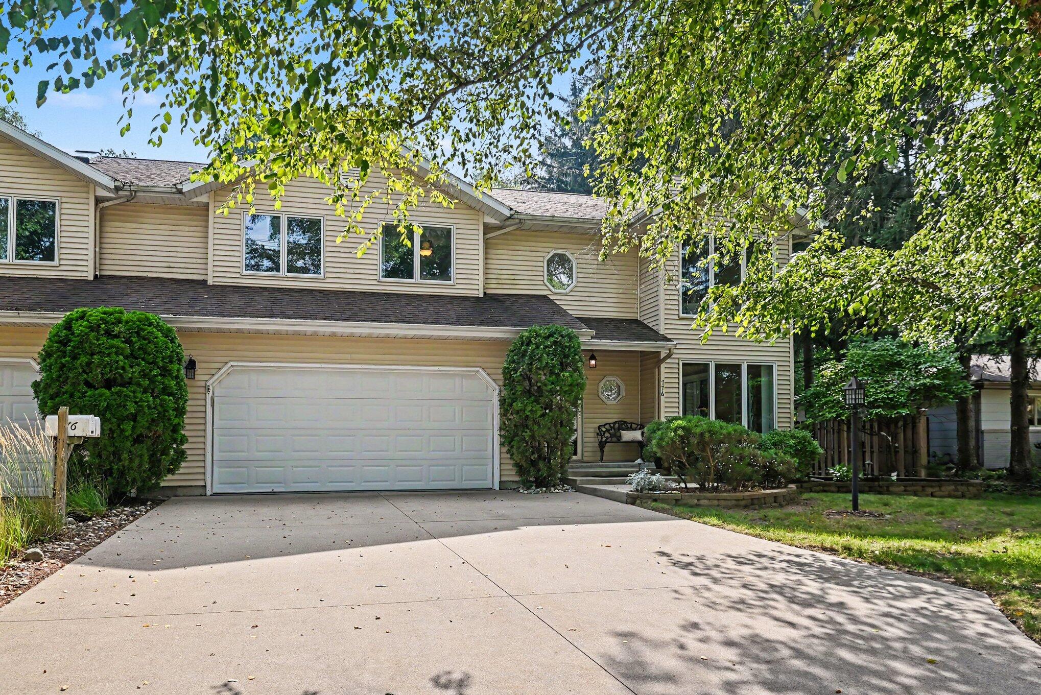 776 North Shore Drive Property Photo 36