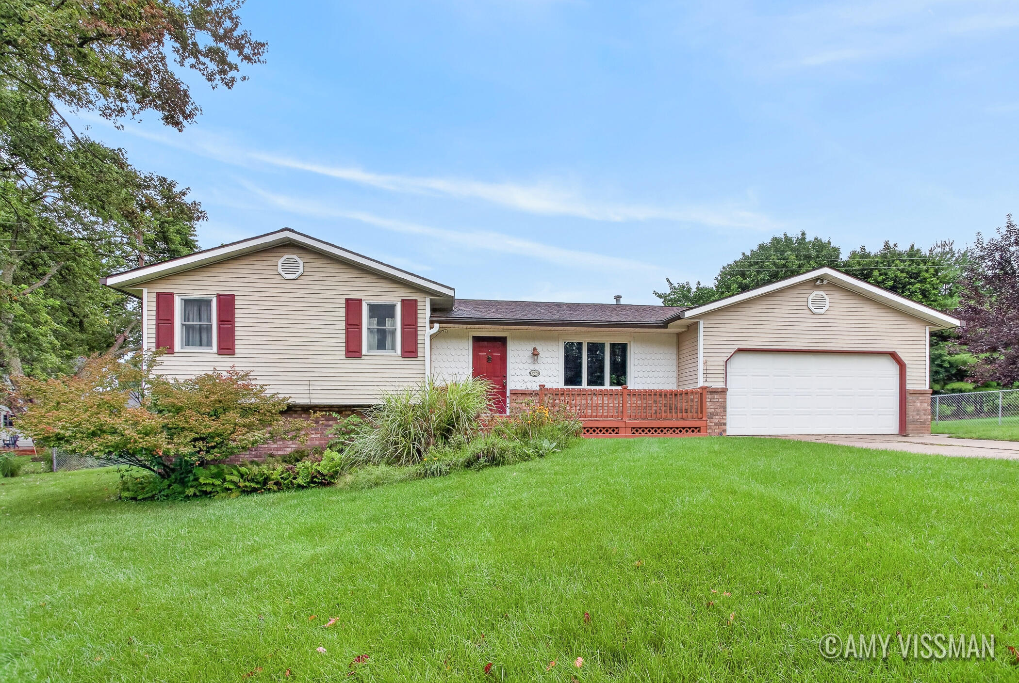 6363 Ada Drive Se Property Photo 1