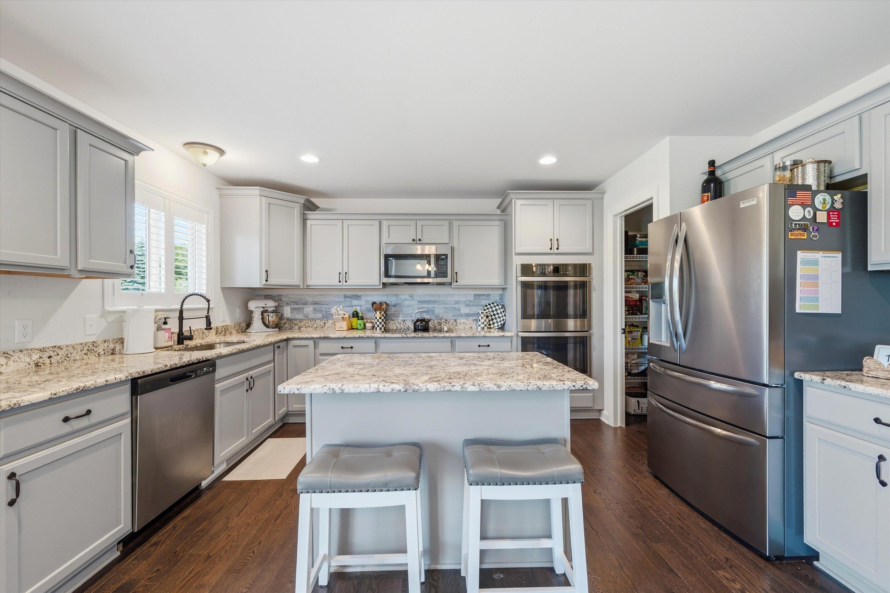 10282 High Meadow Property Photo 8
