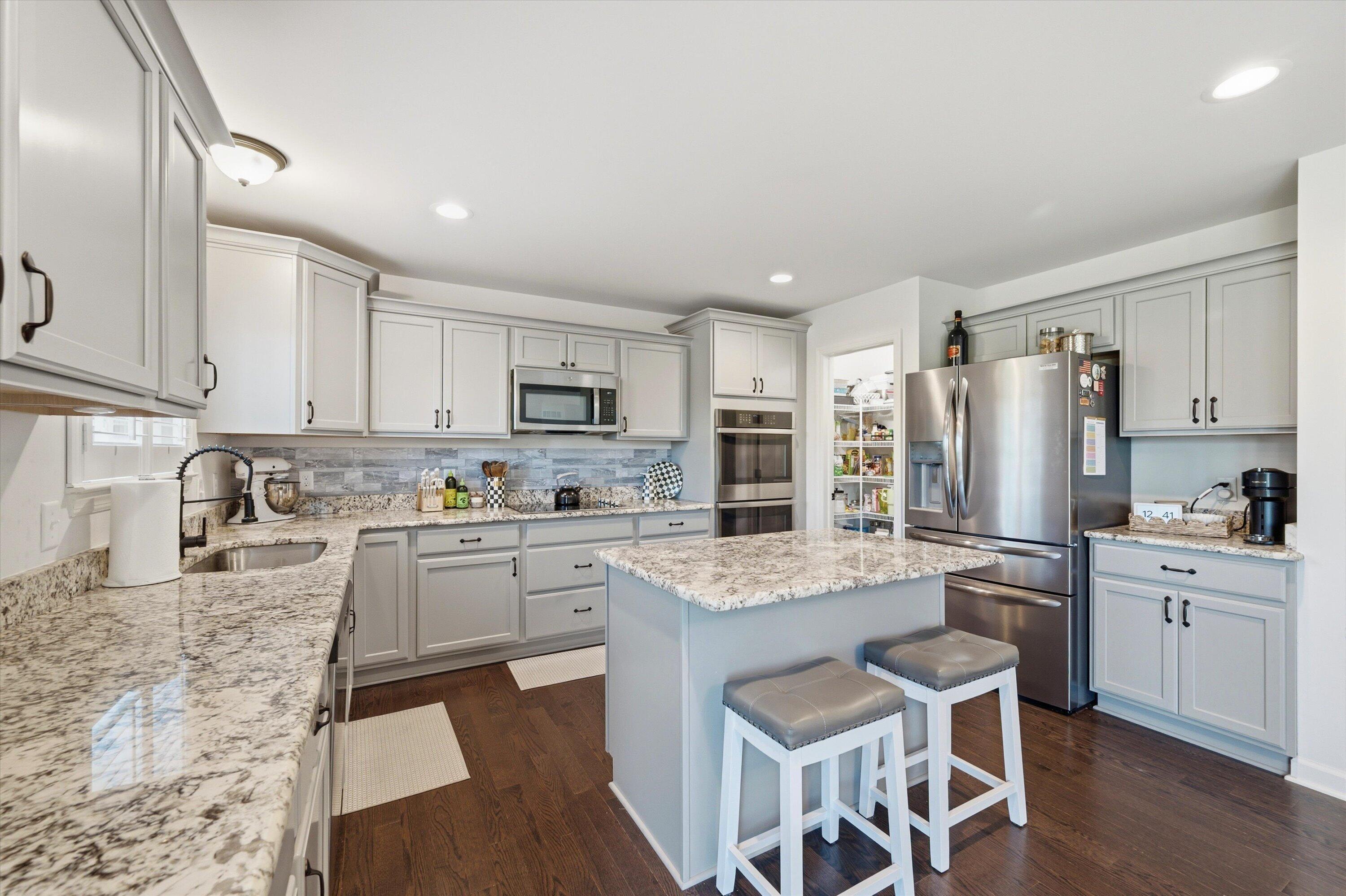 10282 High Meadow Property Photo 9