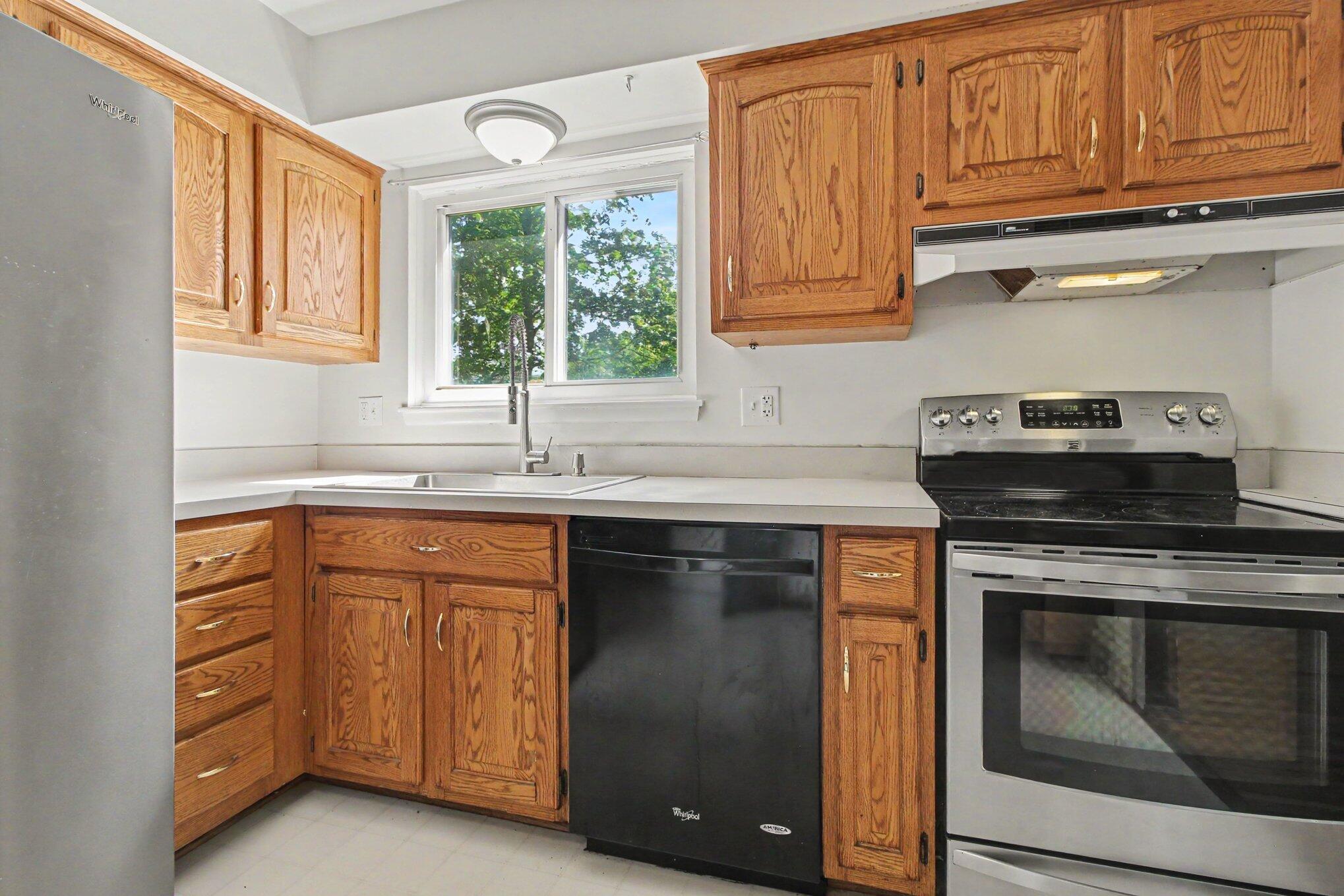 1837 Witmire Street Property Photo 13