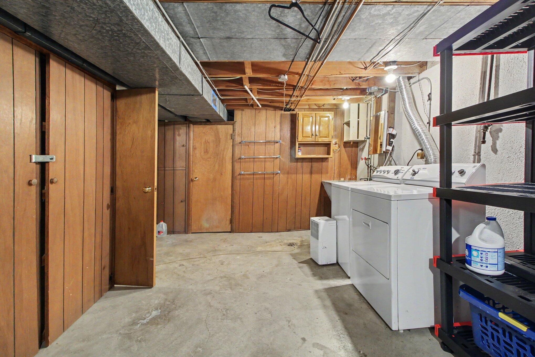 1837 Witmire Street Property Photo 35