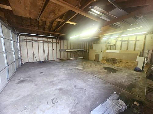 6015 Herbert Street Property Photo 3