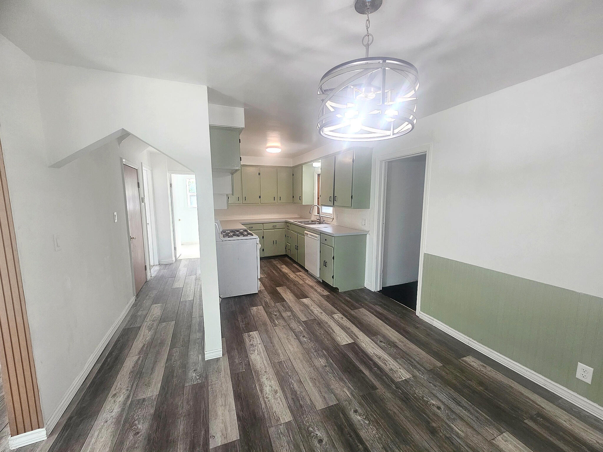 6015 Herbert Street Property Photo 9
