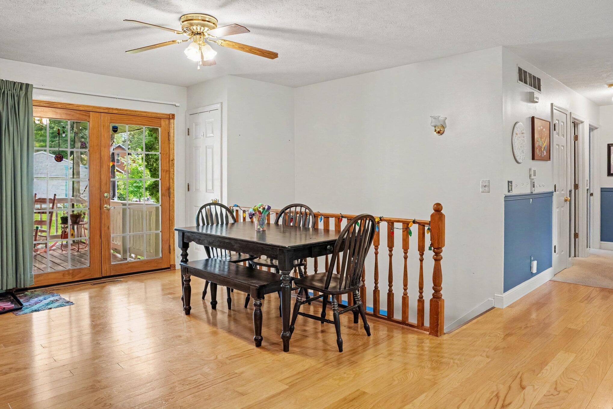 165 W Monroe Street Property Photo 13