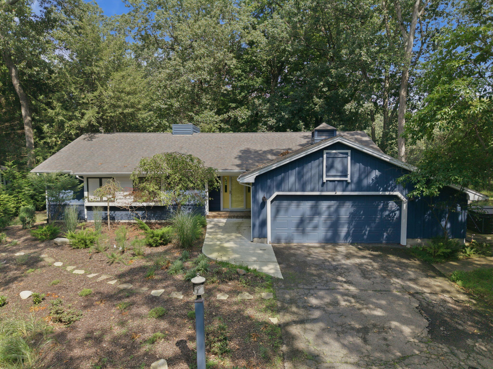 4089 Birchmont Trail Property Photo 1