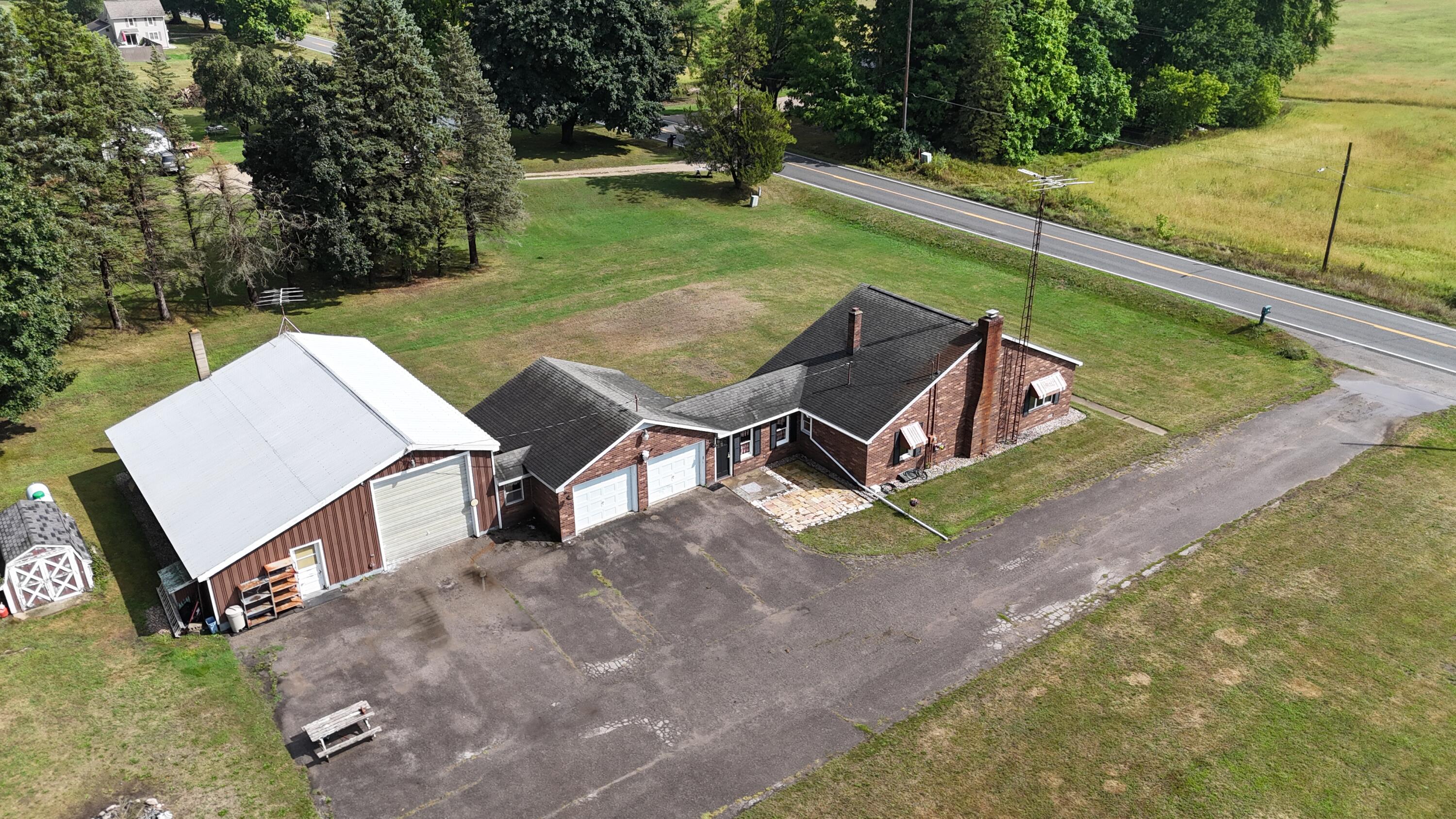 4256 E Wealthy Street Property Photo 1