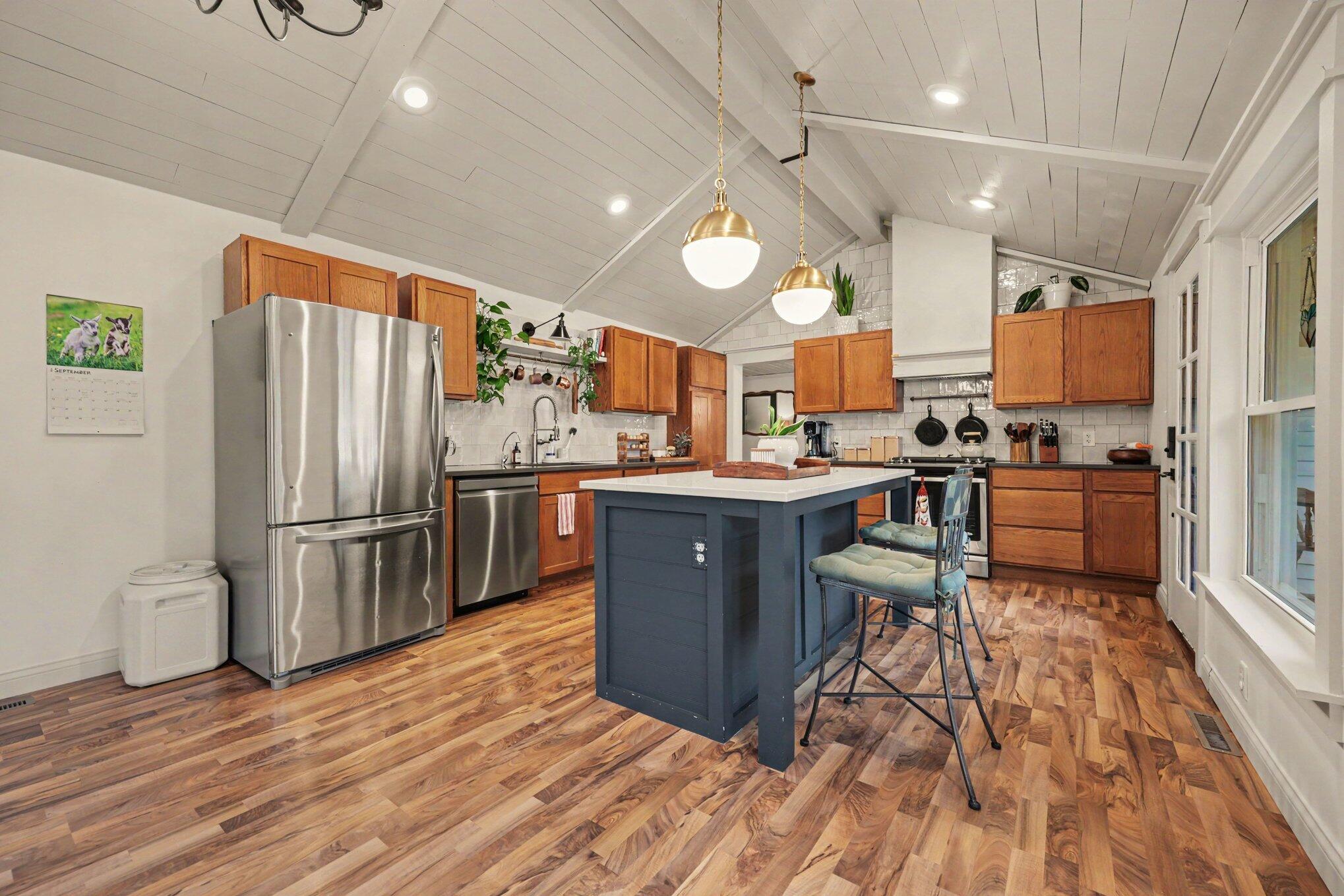 9420 Bluewater Highway Property Photo 4
