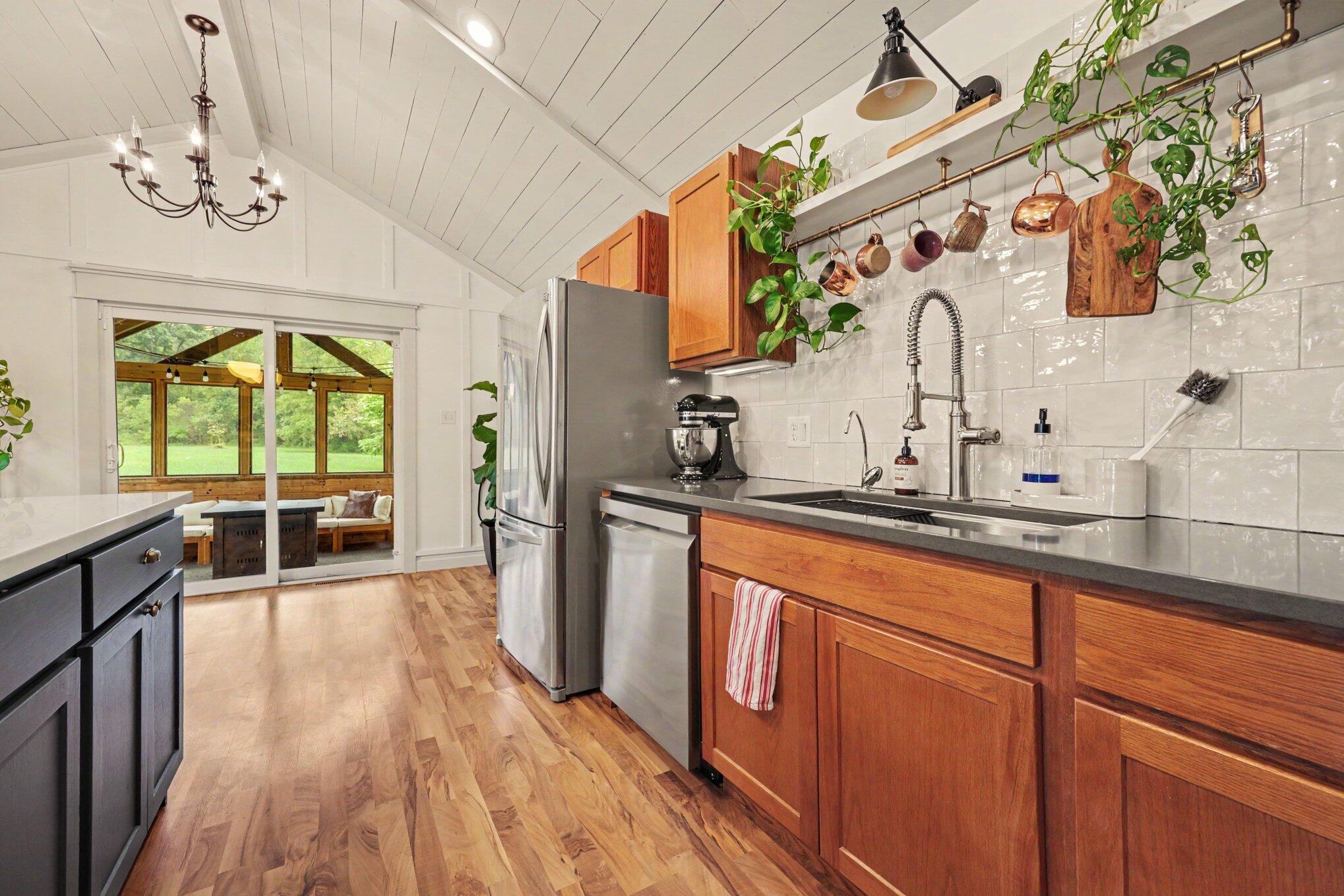 9420 Bluewater Highway Property Photo 6