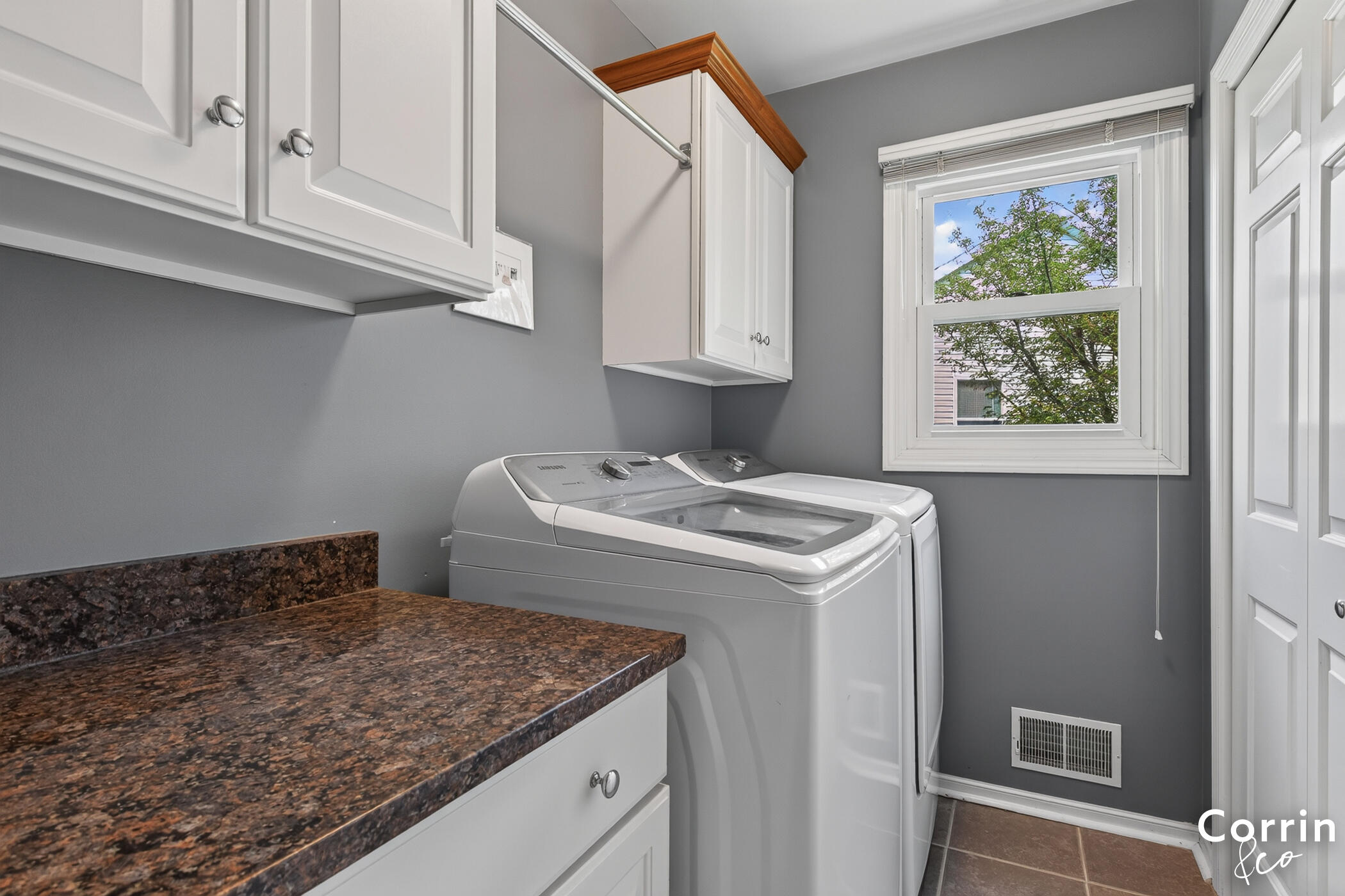 3843 Pine Meadow Drive Property Photo 12