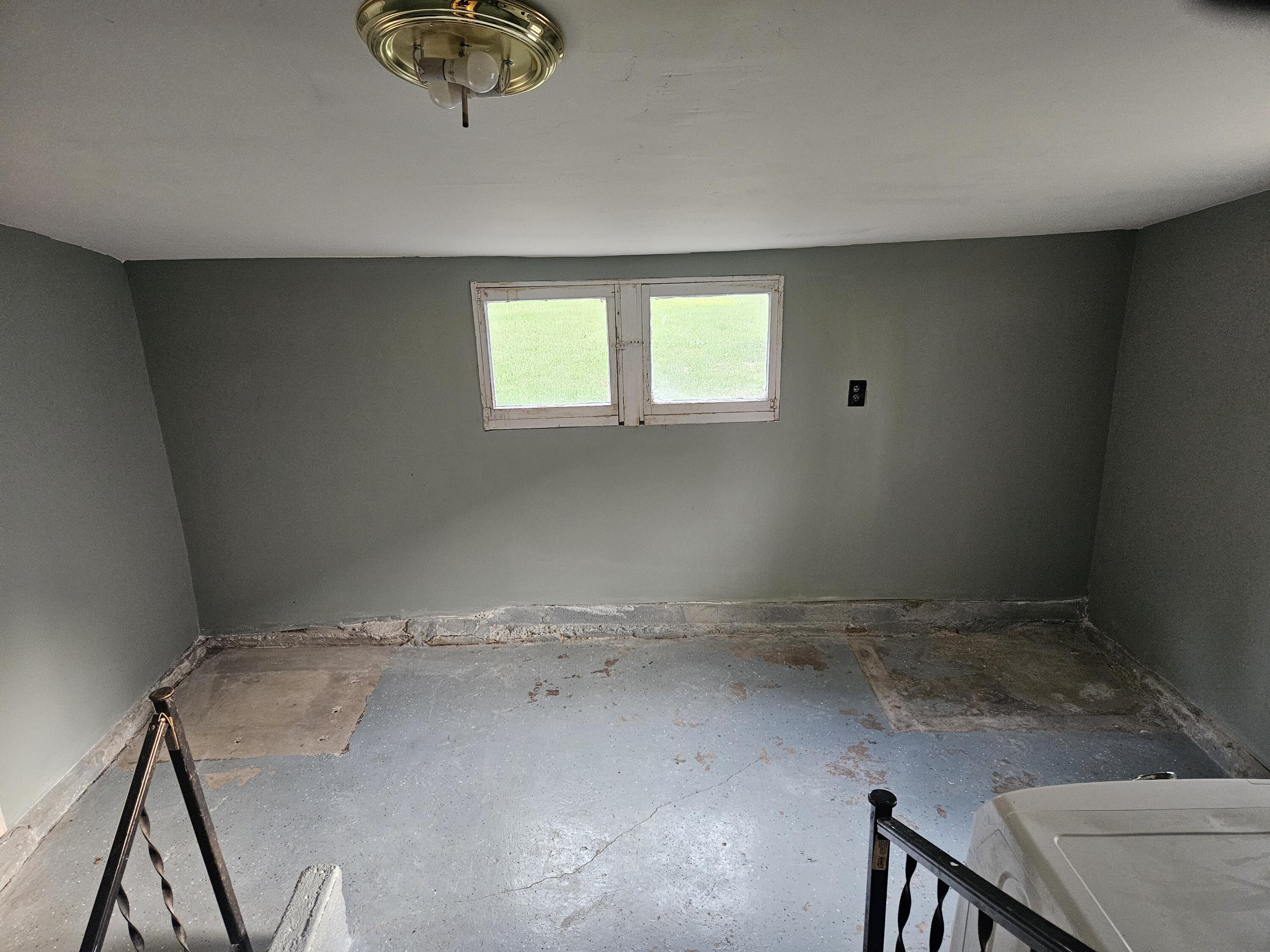 130 E Sycamore Street Property Photo 11