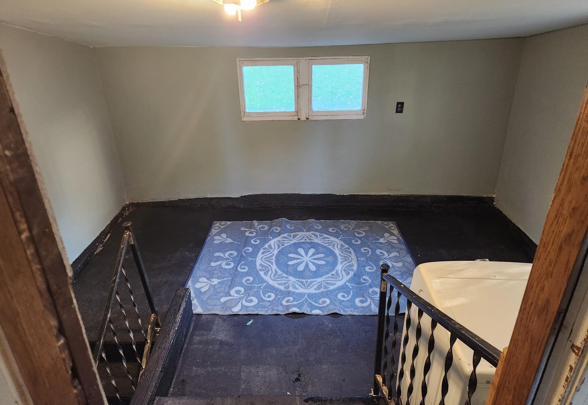130 E Sycamore Street Property Photo 11