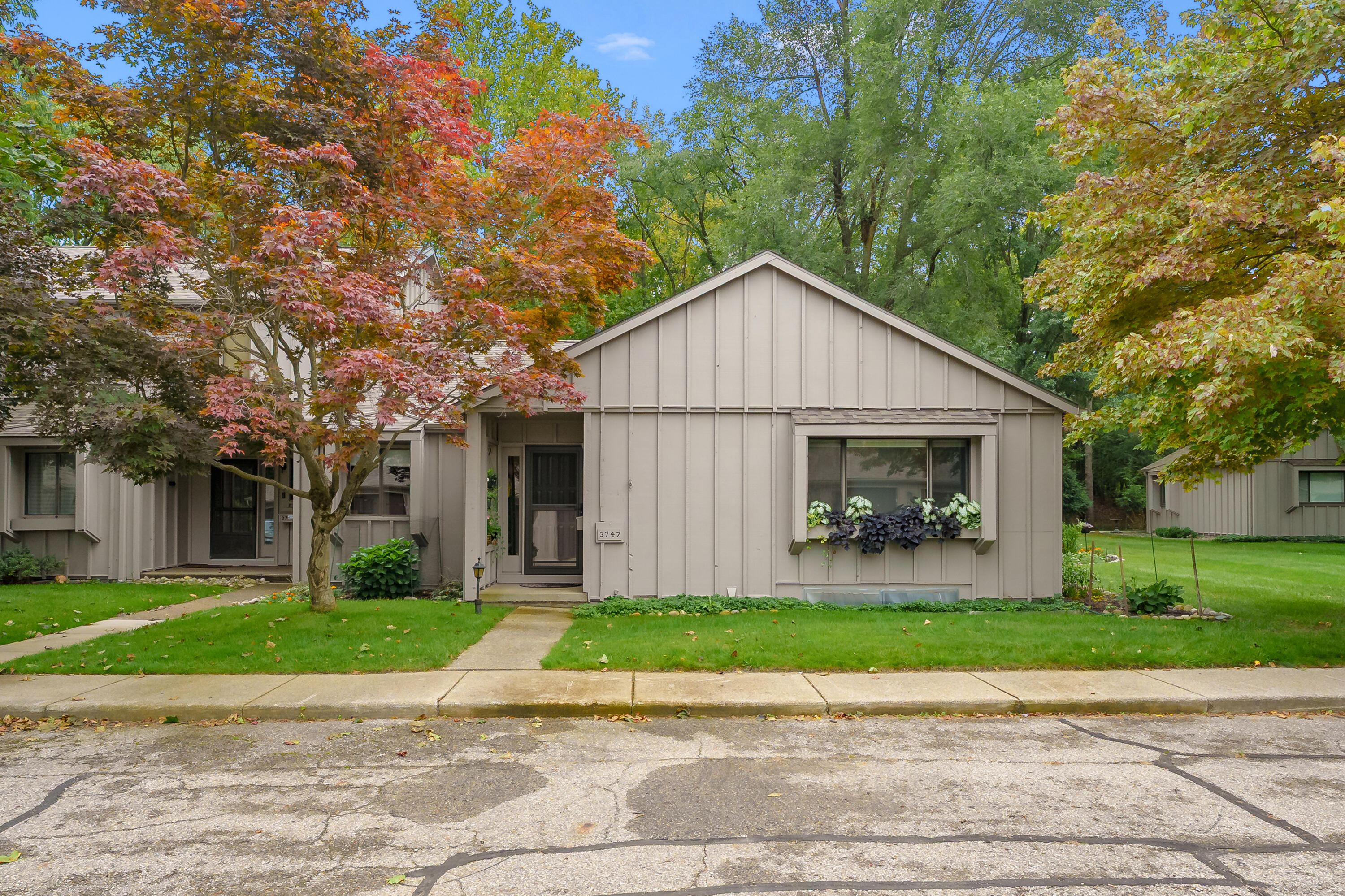 3747 Cedaridge Road Property Photo 1