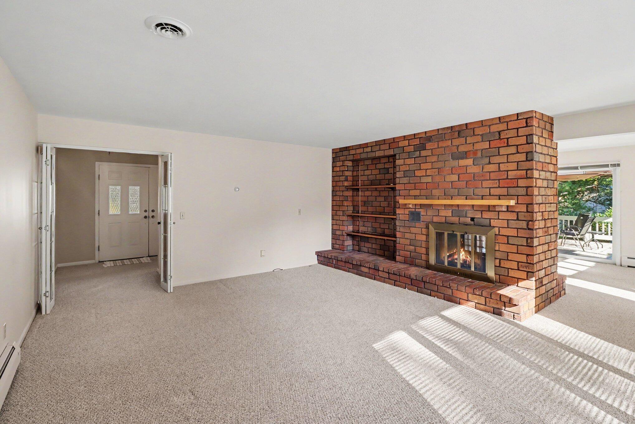 603 Beechwood Drive Property Photo 5