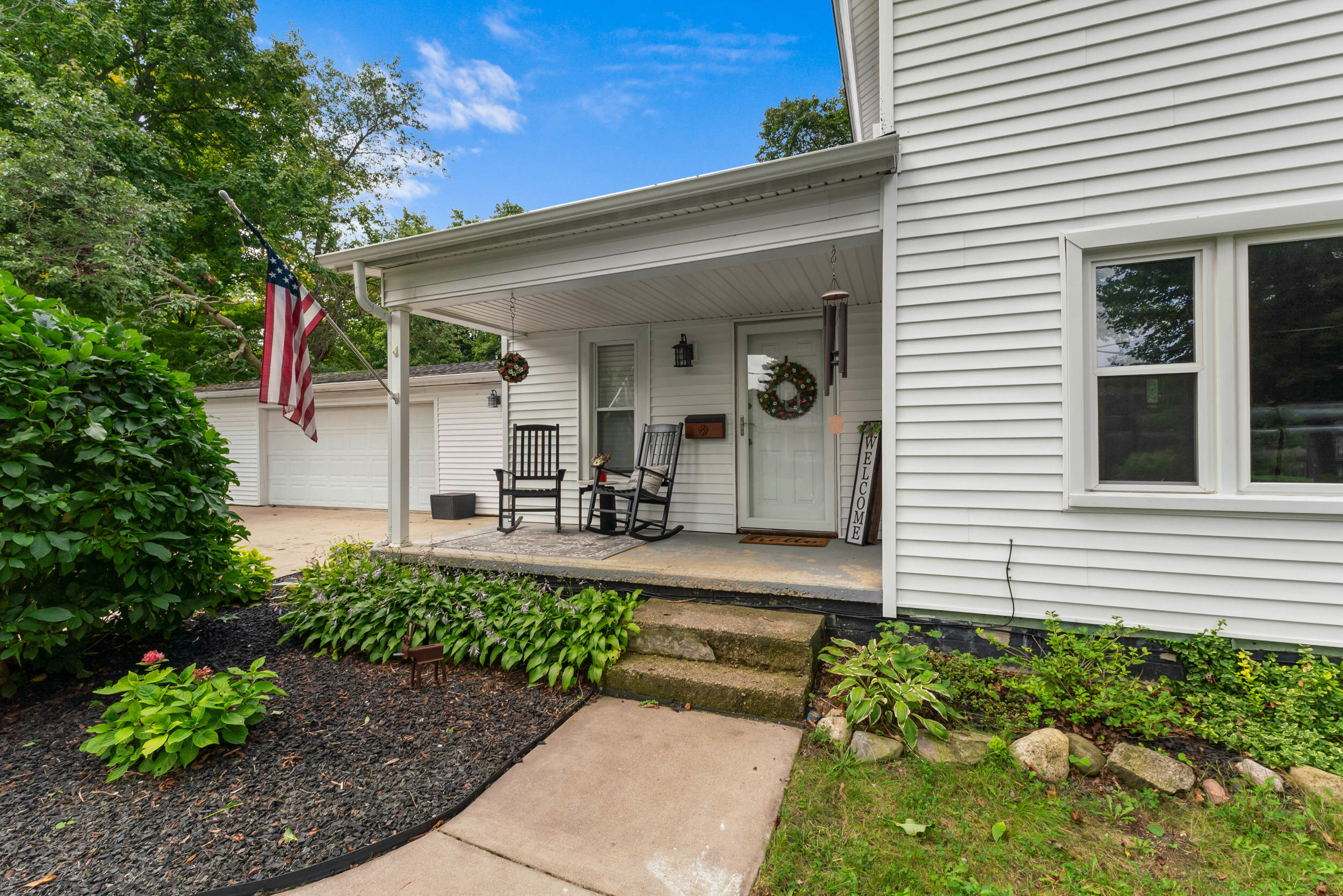 108 Boies Street Property Photo 8