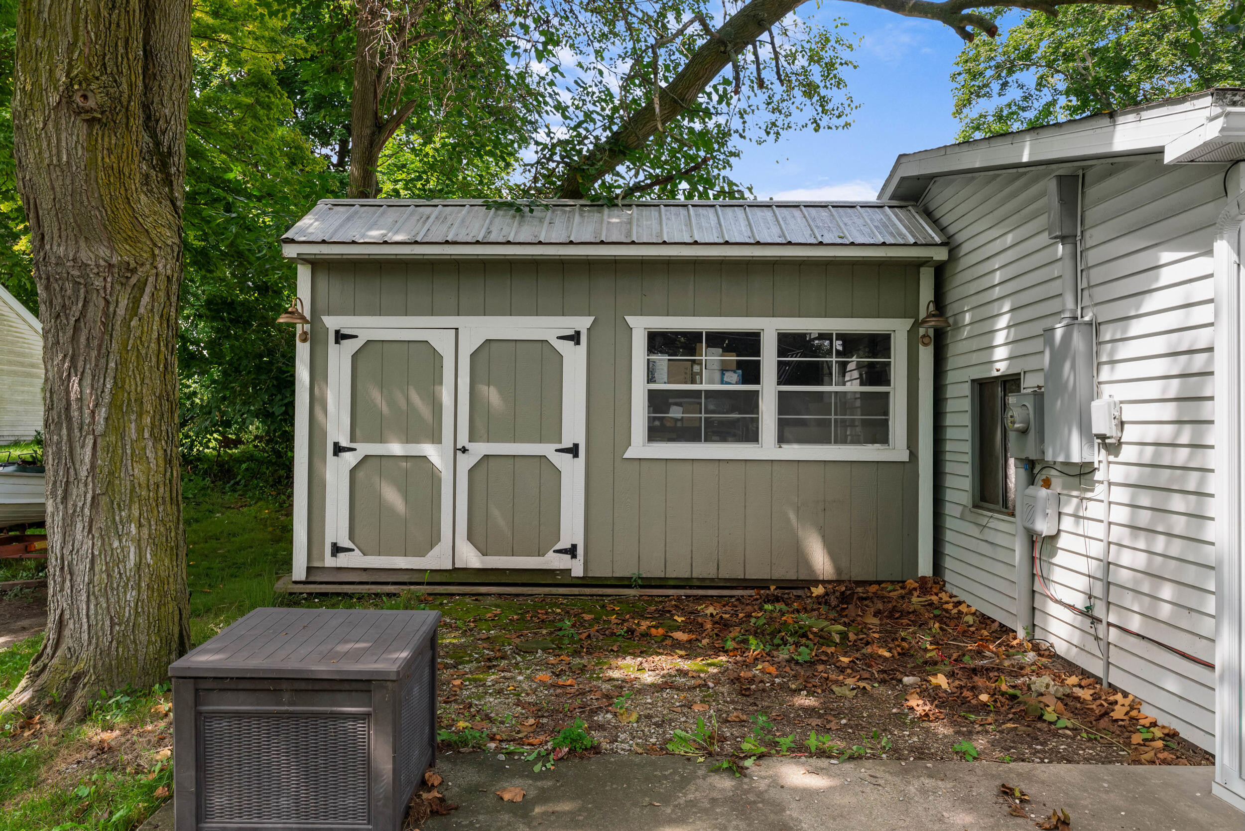 108 Boies Street Property Photo 11