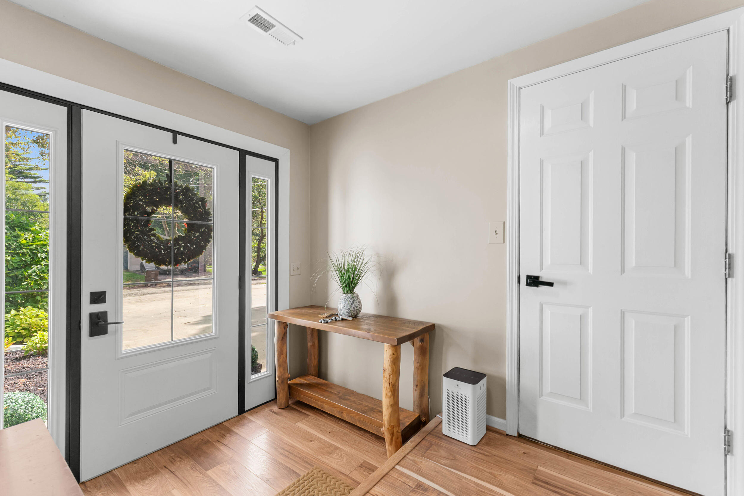 108 Boies Street Property Photo 13