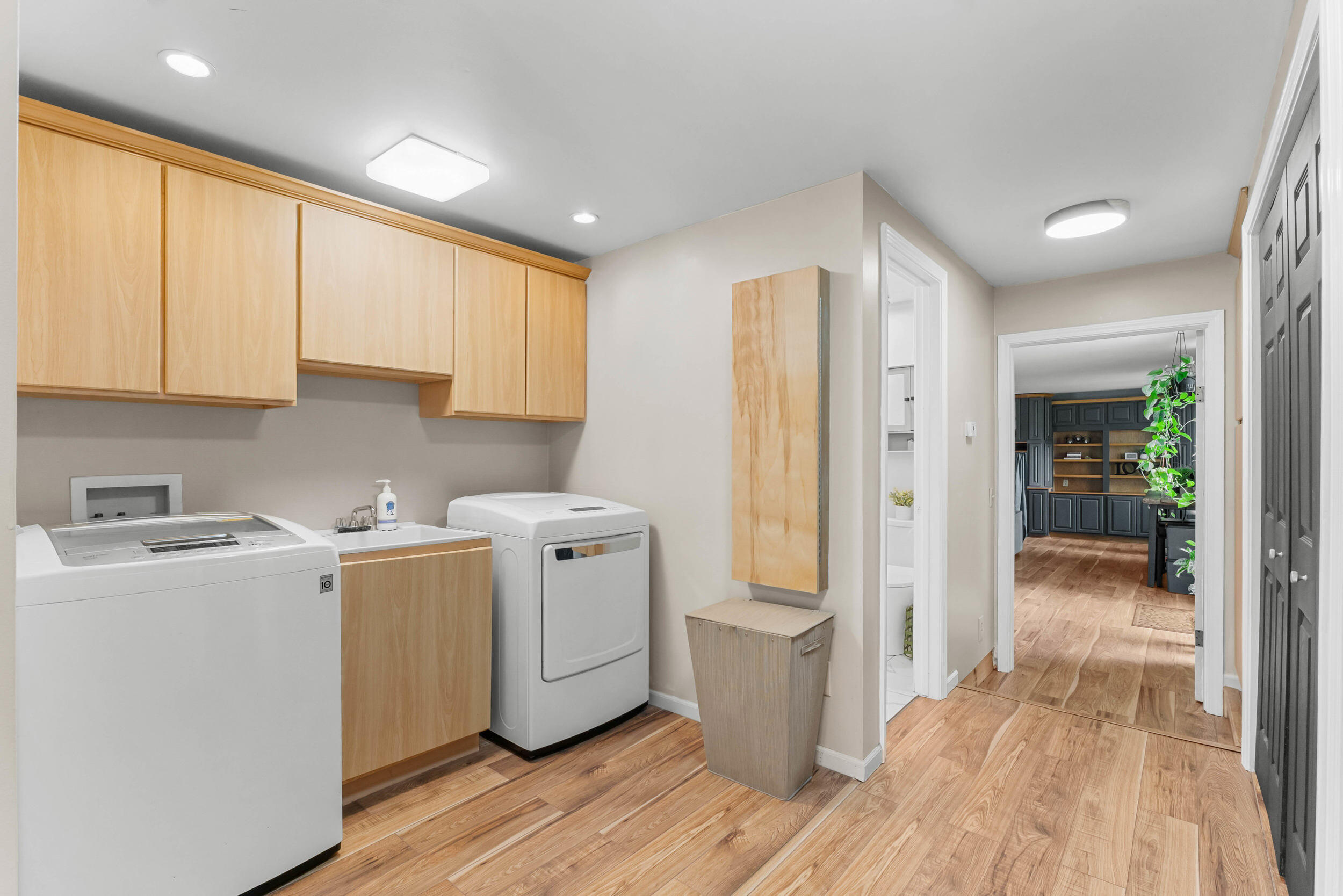108 Boies Street Property Photo 16