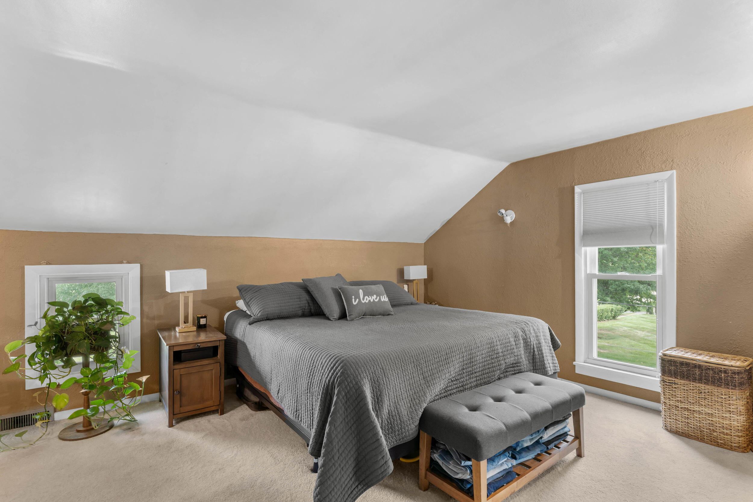 108 Boies Street Property Photo 35