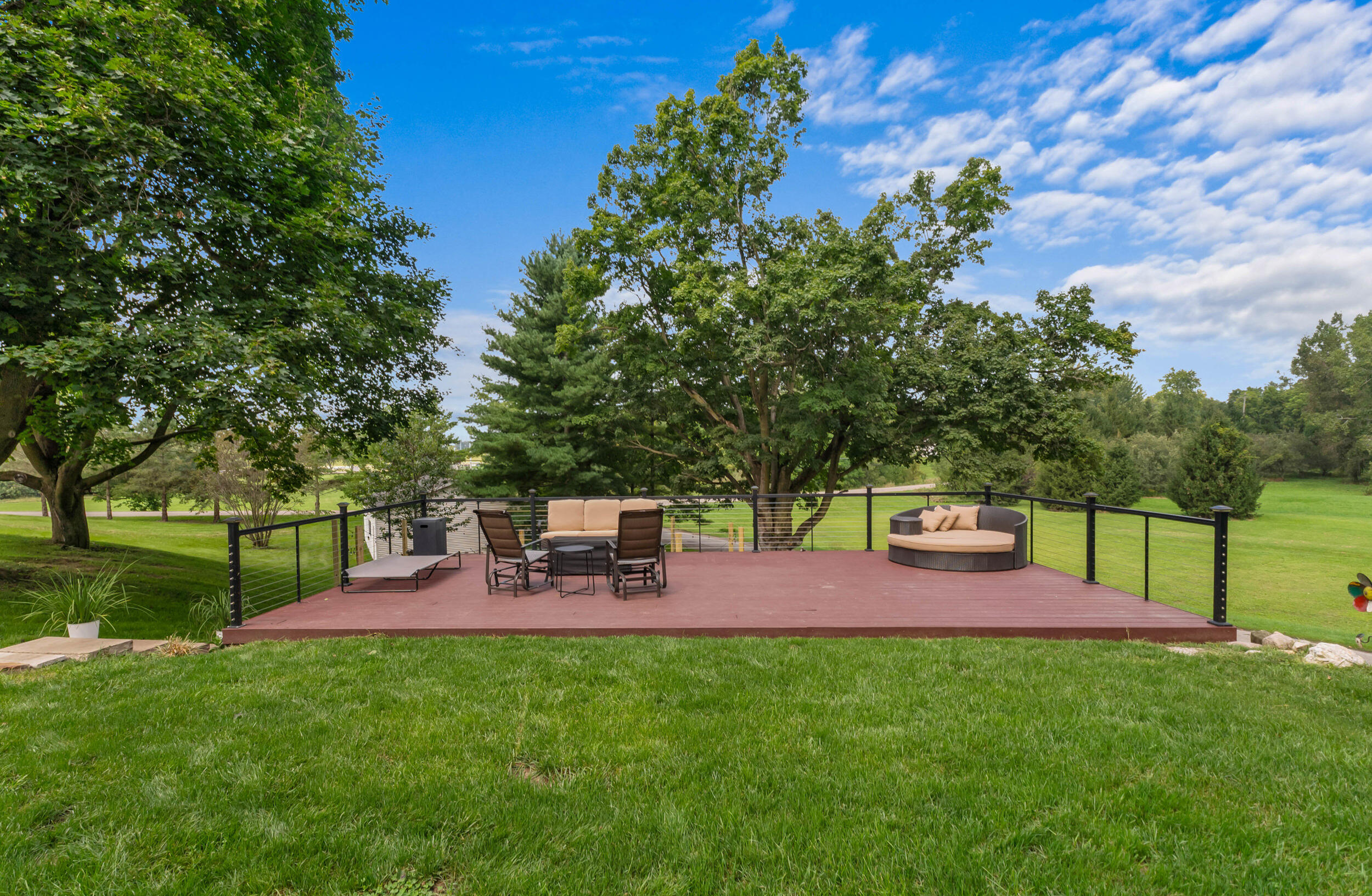 108 Boies Street Property Photo 38