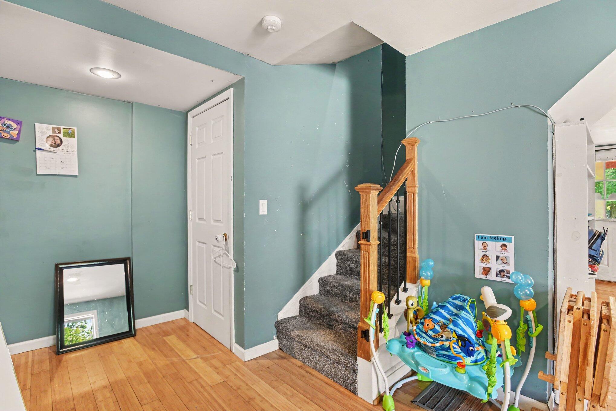 7043 Liggett Street Property Photo 12