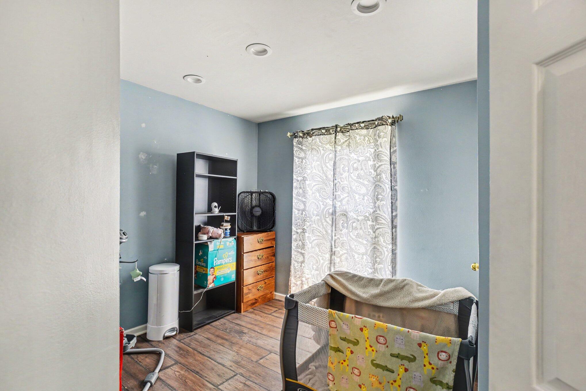 7043 Liggett Street Property Photo 16