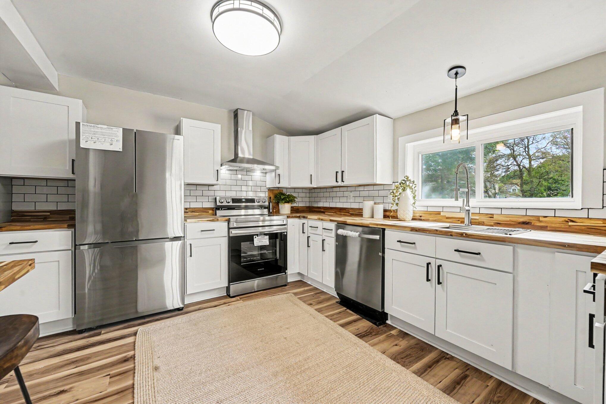 2269 Denmark Street Property Photo 14
