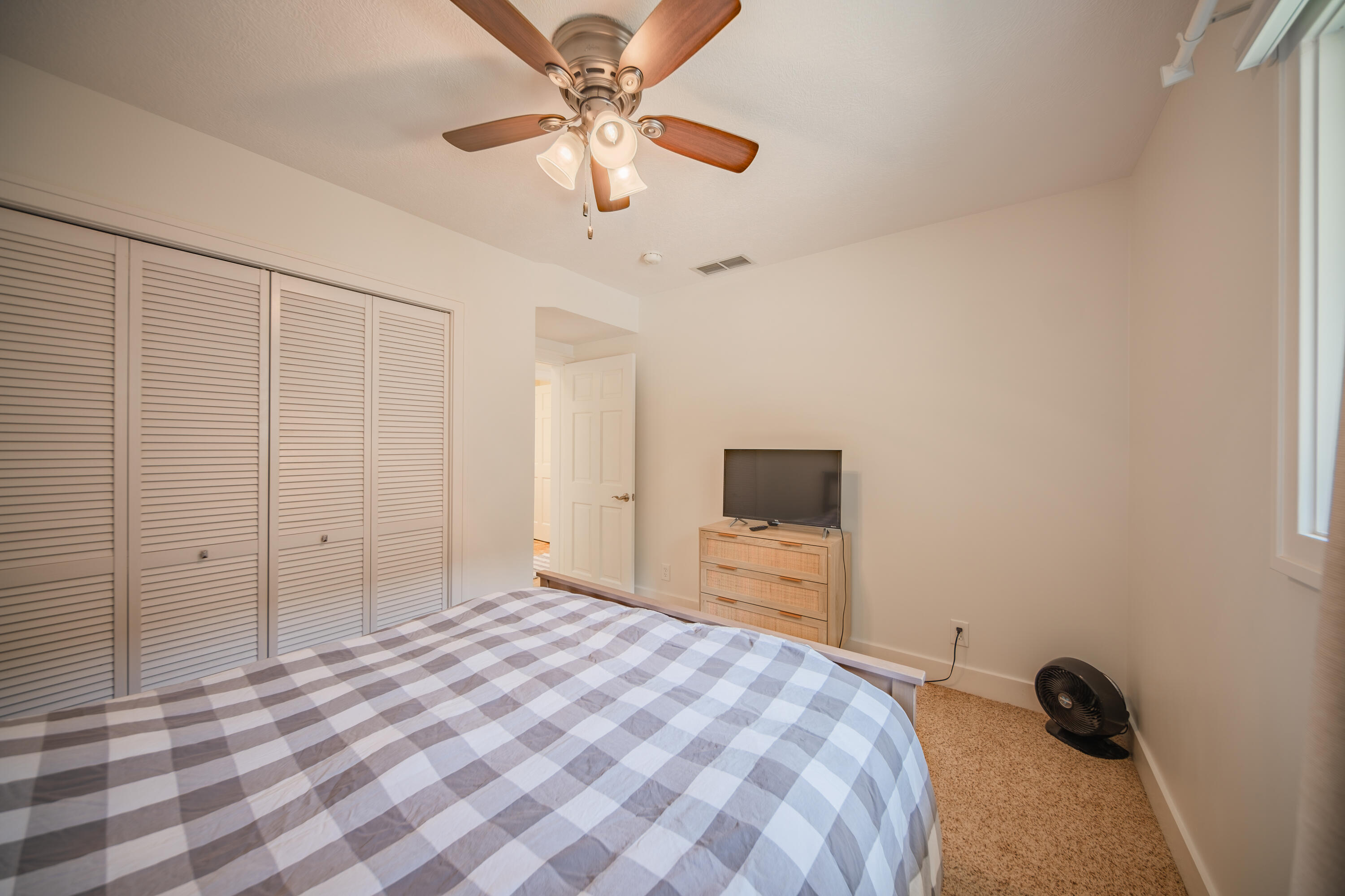 5065 Pine Drive Property Photo 24