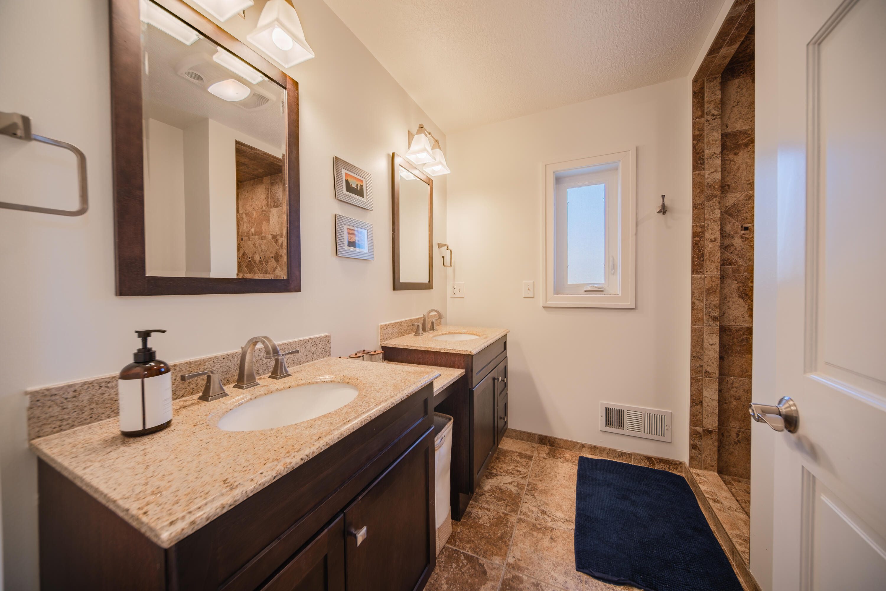 5065 Pine Drive Property Photo 27