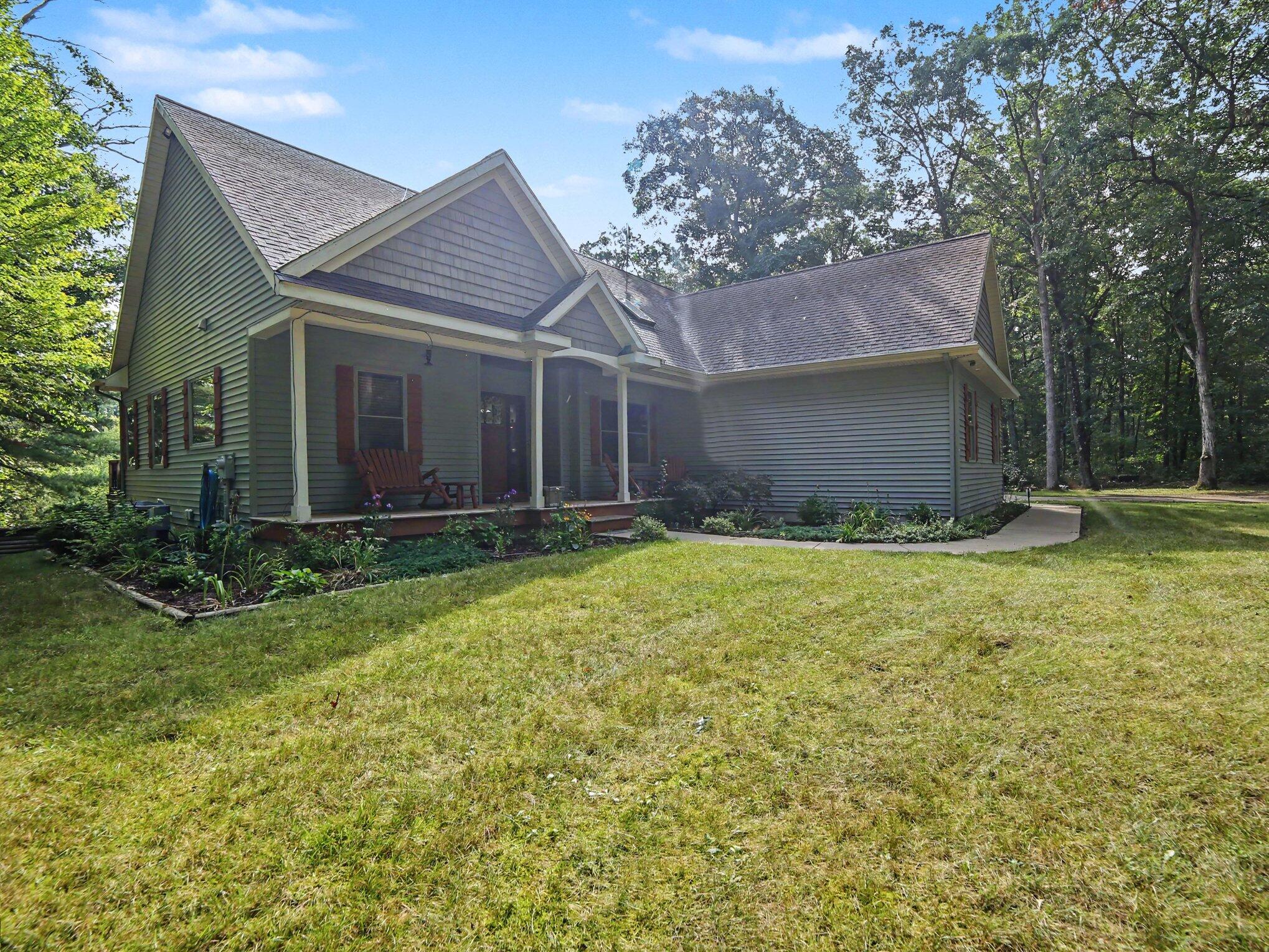 11404 Lorenson Road Property Photo 4