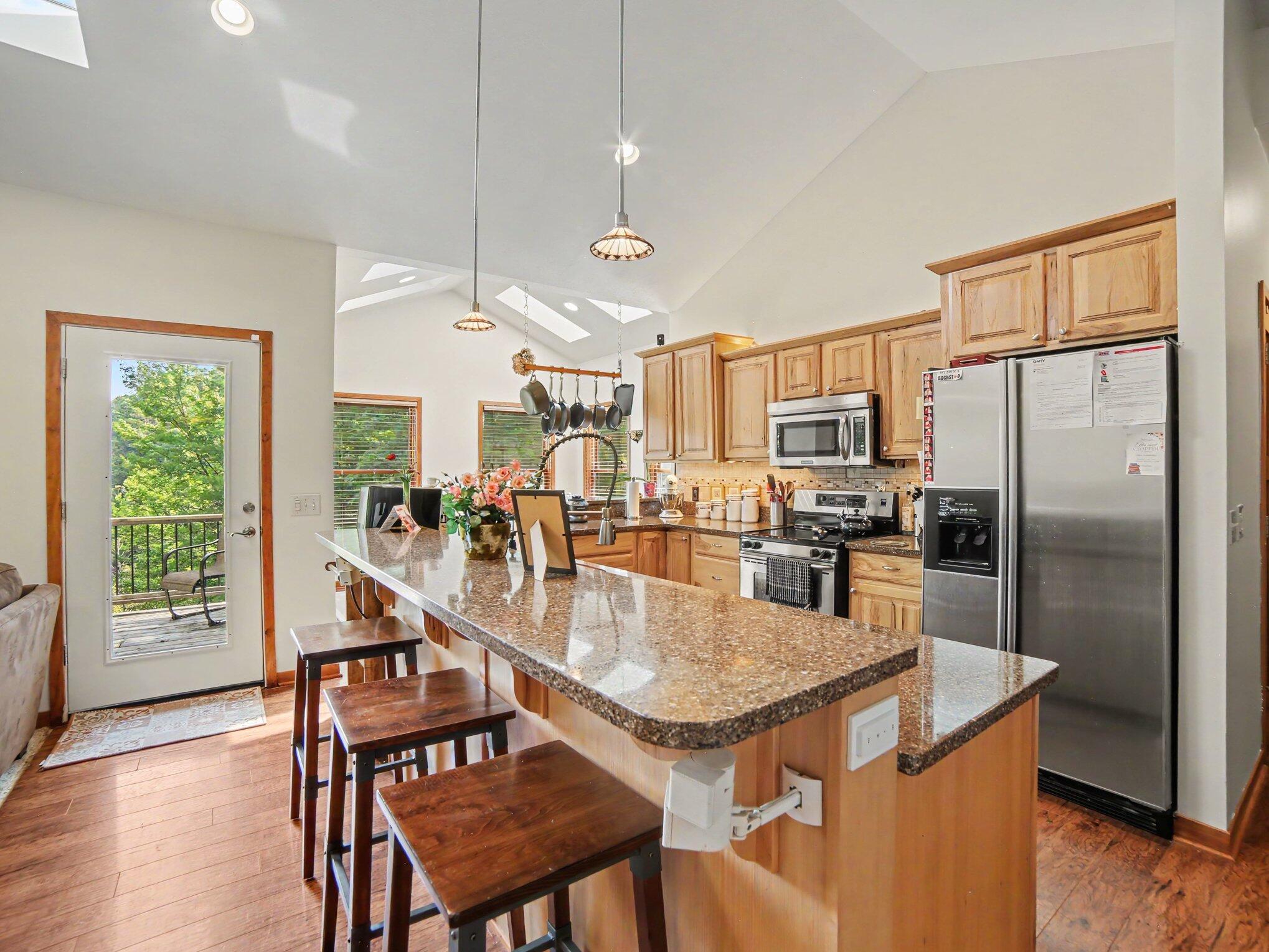 11404 Lorenson Road Property Photo 8