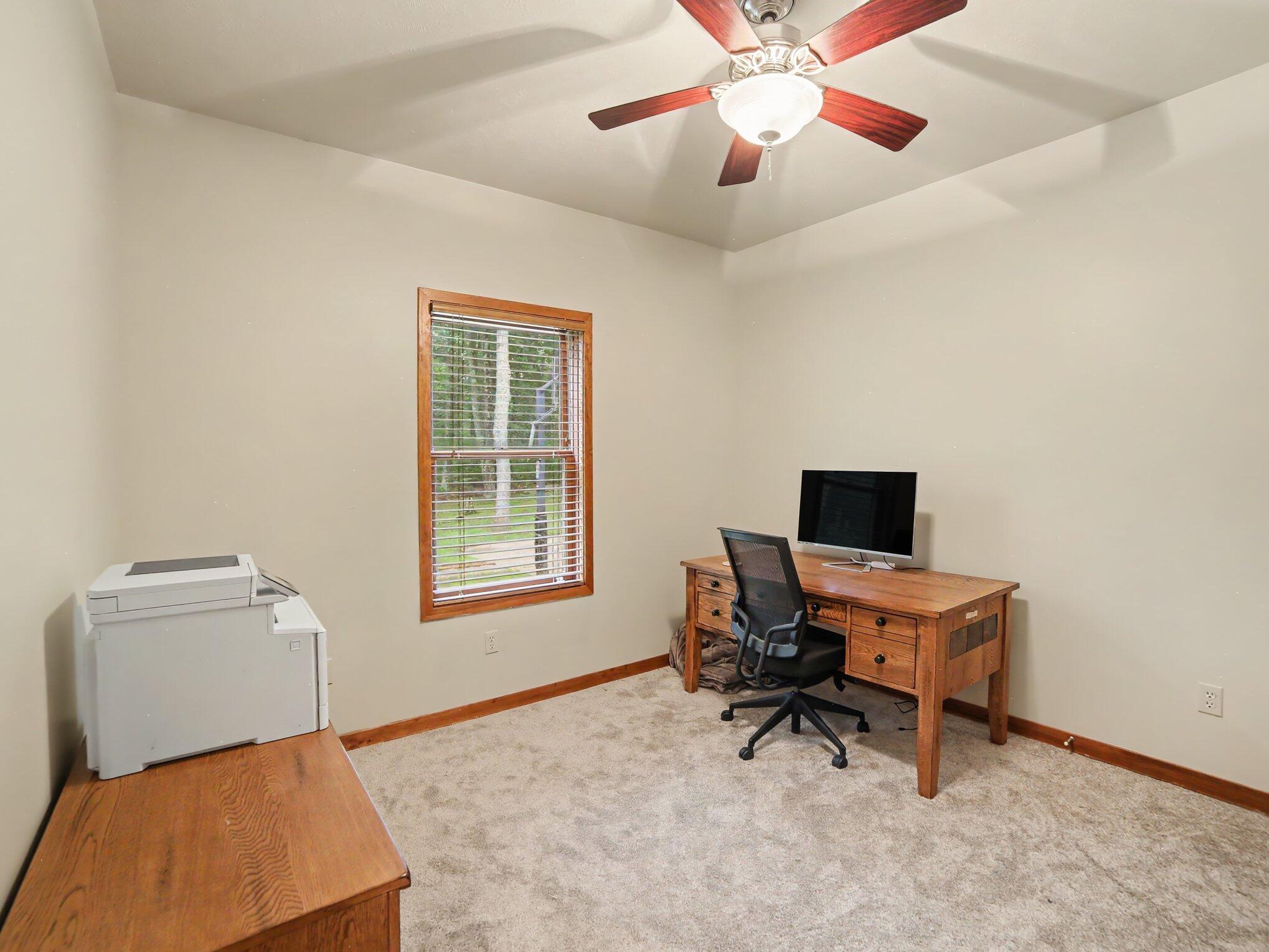 11404 Lorenson Road Property Photo 17