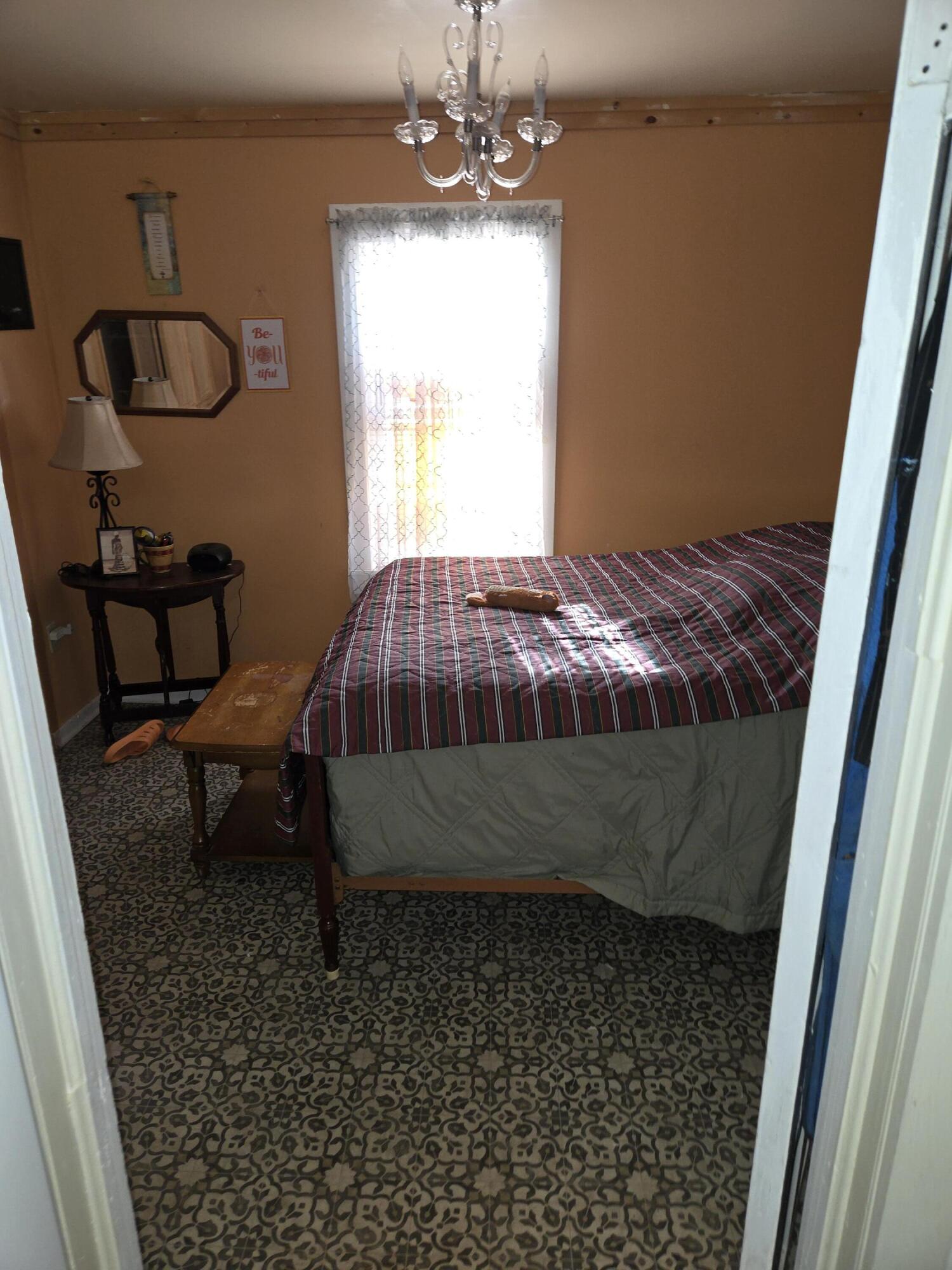 113 E Unity Drive Property Photo 20
