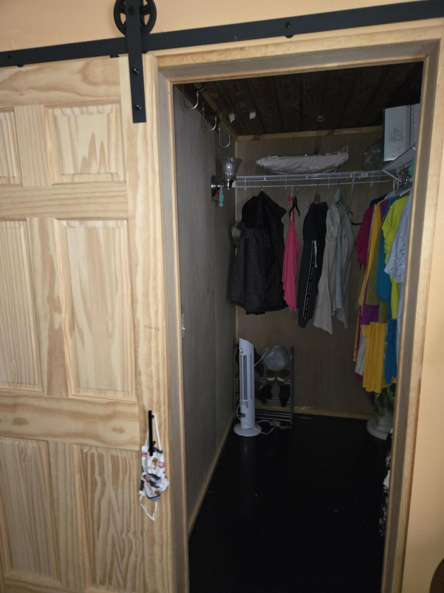 113 E Unity Drive Property Photo 22