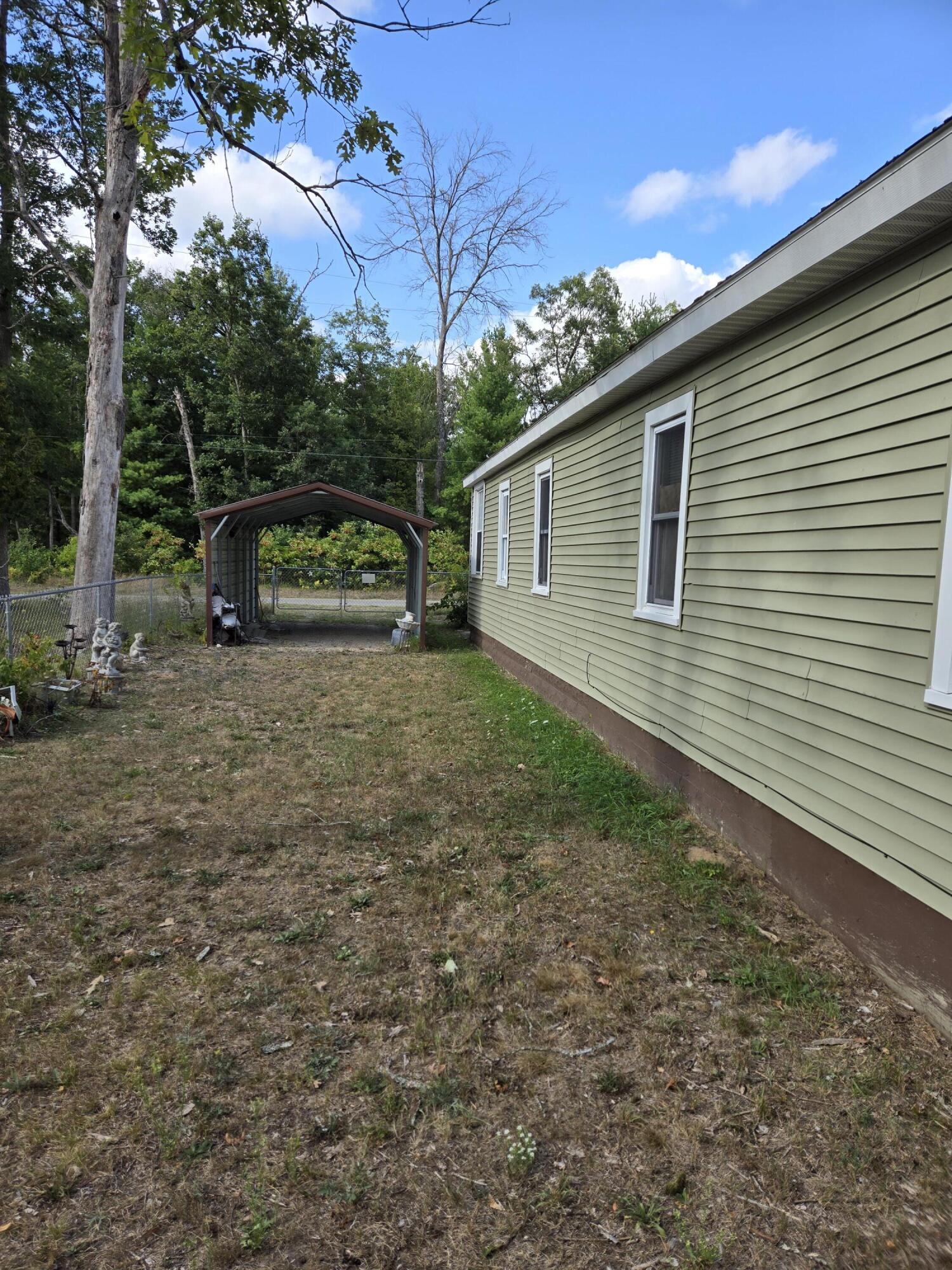 113 E Unity Drive Property Photo 33