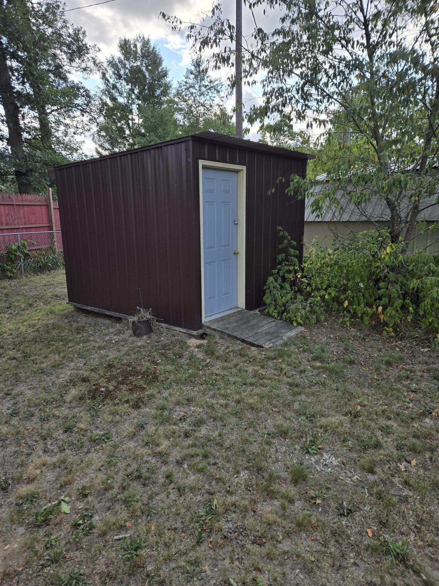 113 E Unity Drive Property Photo 35