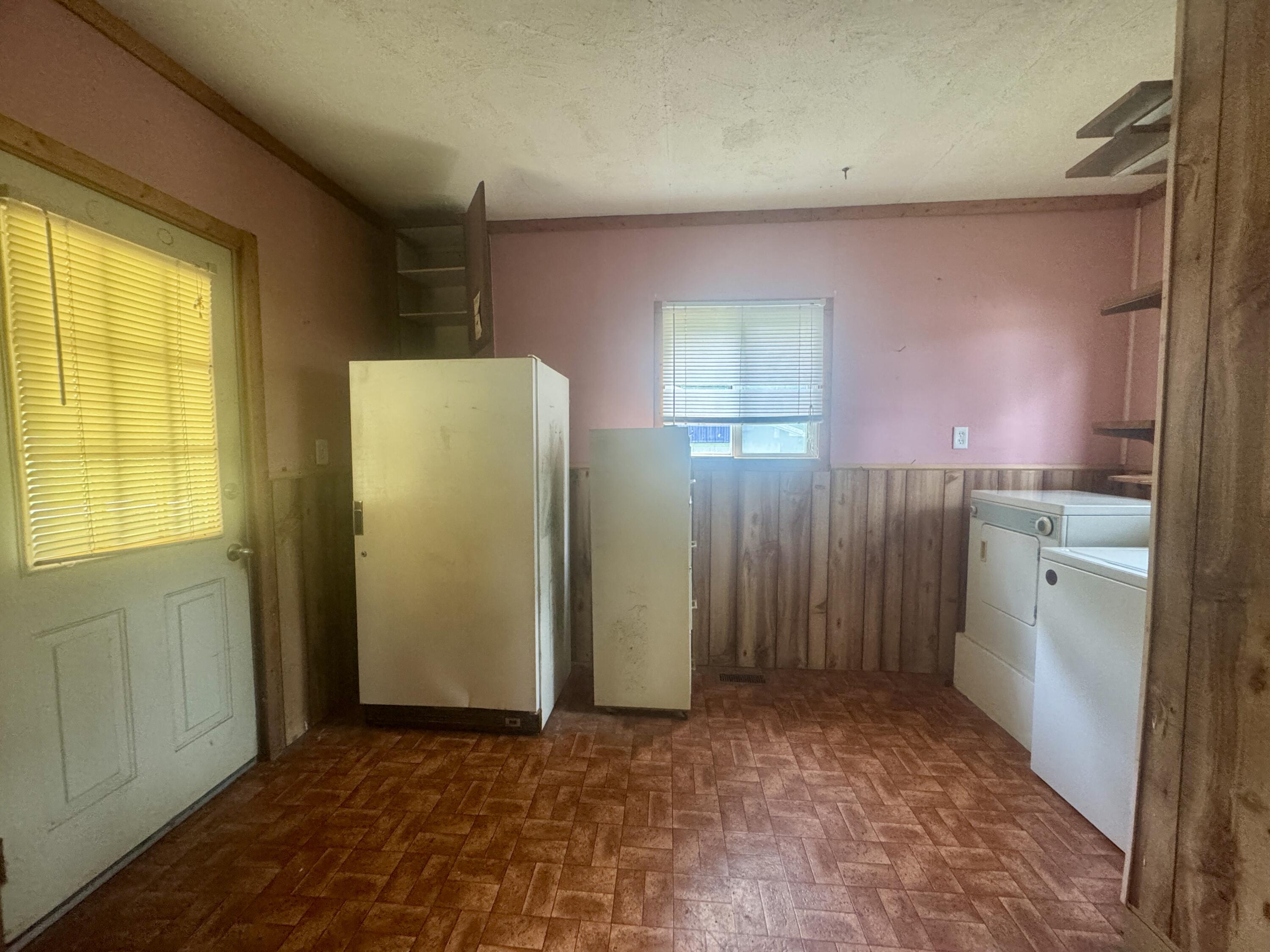 515 E North Street Property Photo 11