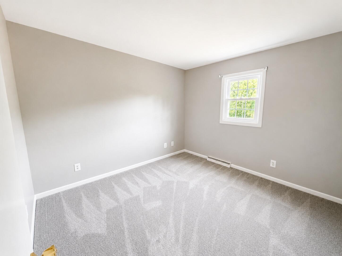 334 N Grand Street Property Photo 12