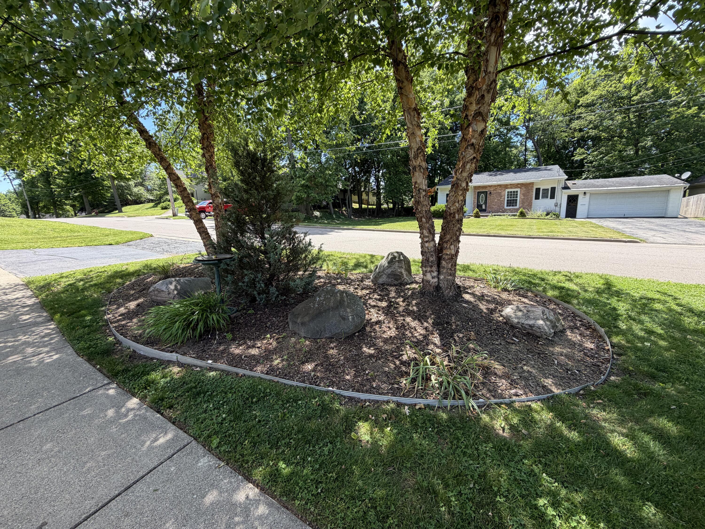 334 N Grand Street Property Photo 15