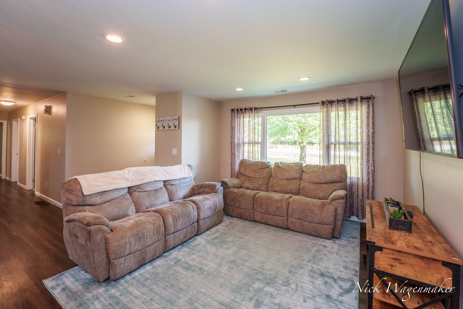 3225 Benston Road Property Photo 10