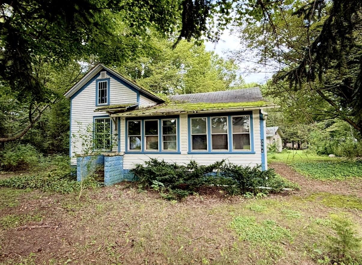 3384 Riverside Road Property Photo 1
